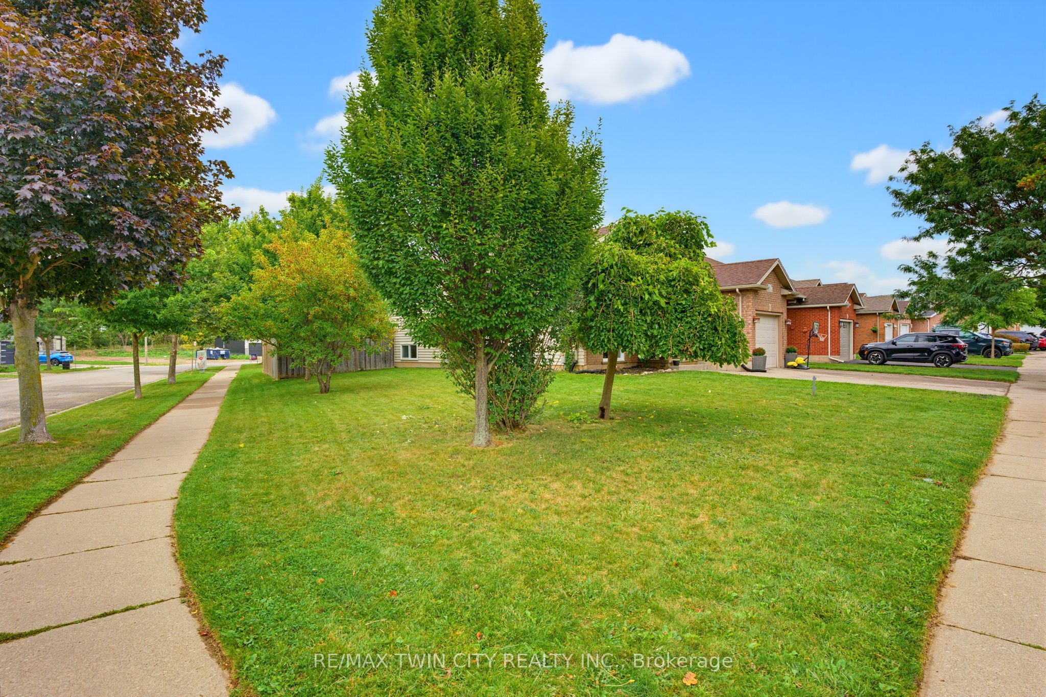 1 Limerick Lane, Brantford, ON N3T 6K8 photo 4