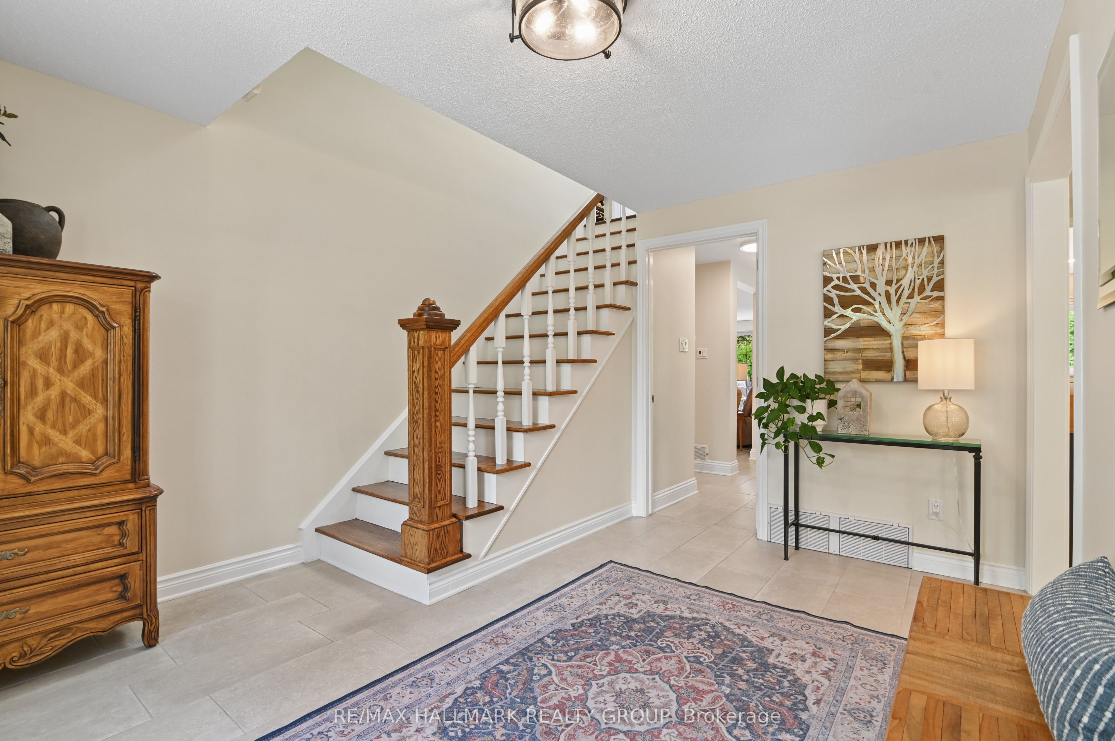 109 Parkglen Court, Meadowlands - Crestview and Area, ON K2G 3H2 photo 4