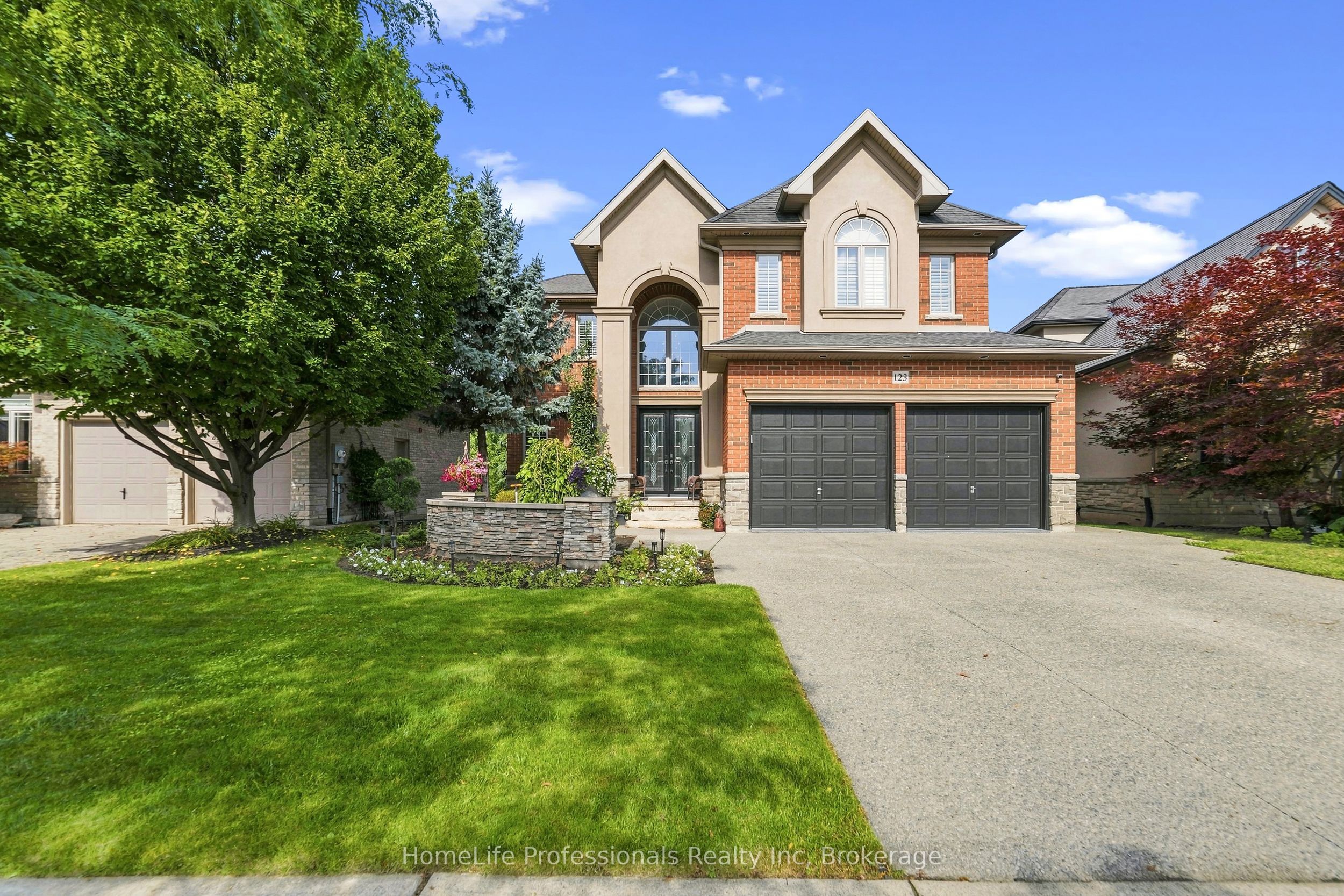 123 Tollgate Drive, Hamilton, ON L9G 5C9 photo 2