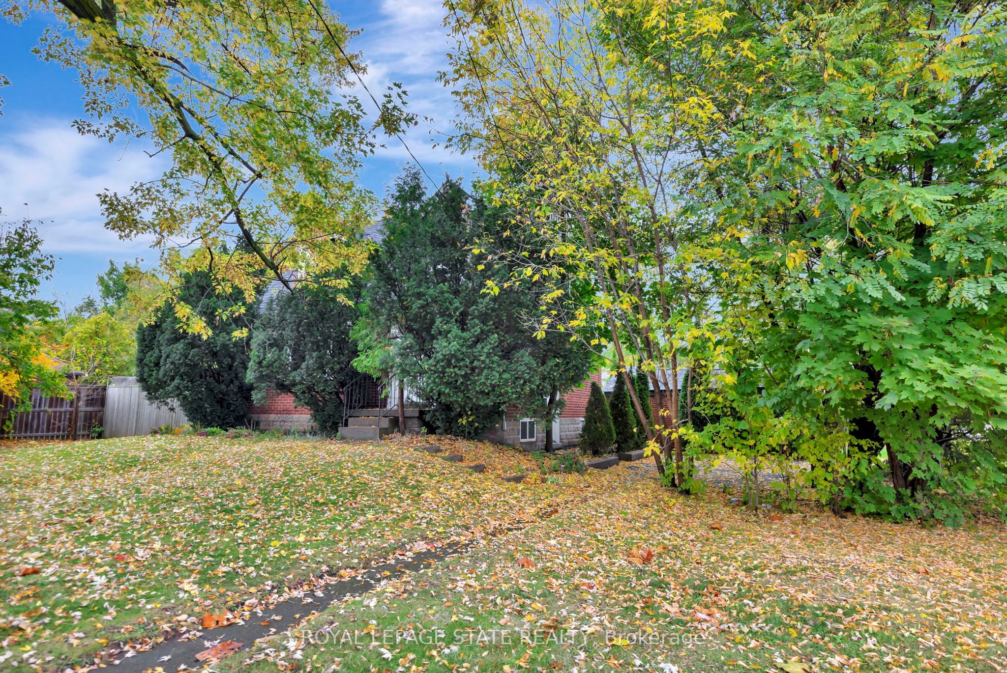 121 King Street E, Hamilton, ON L8G 1L2 photo 4
