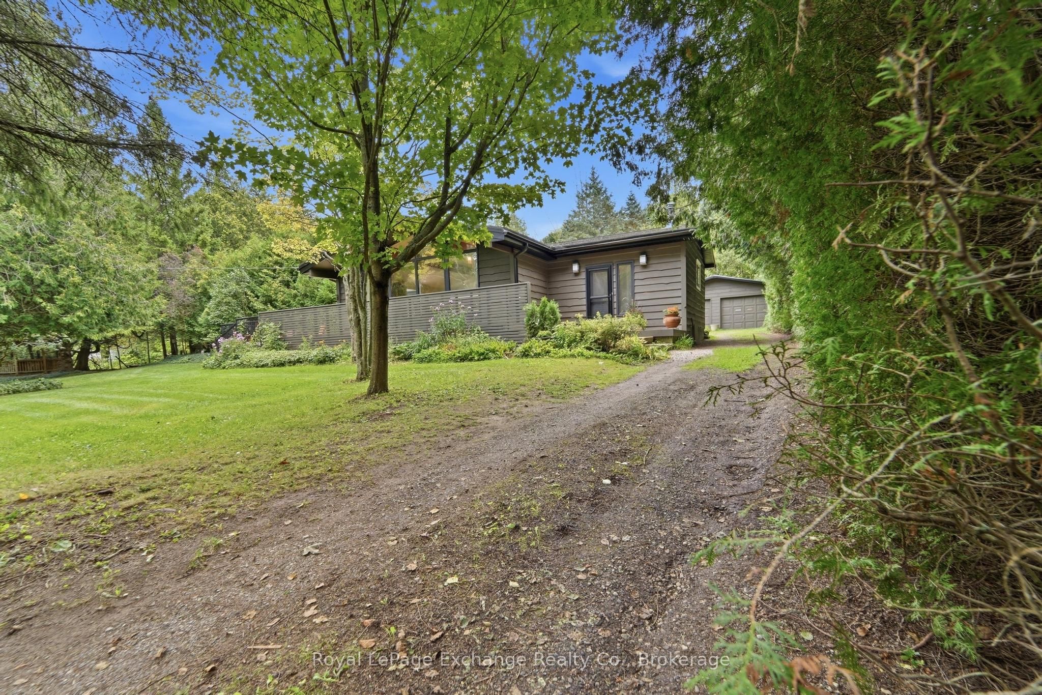 243 Victoria Street, Kincardine, ON N0G 2T0 photo 3