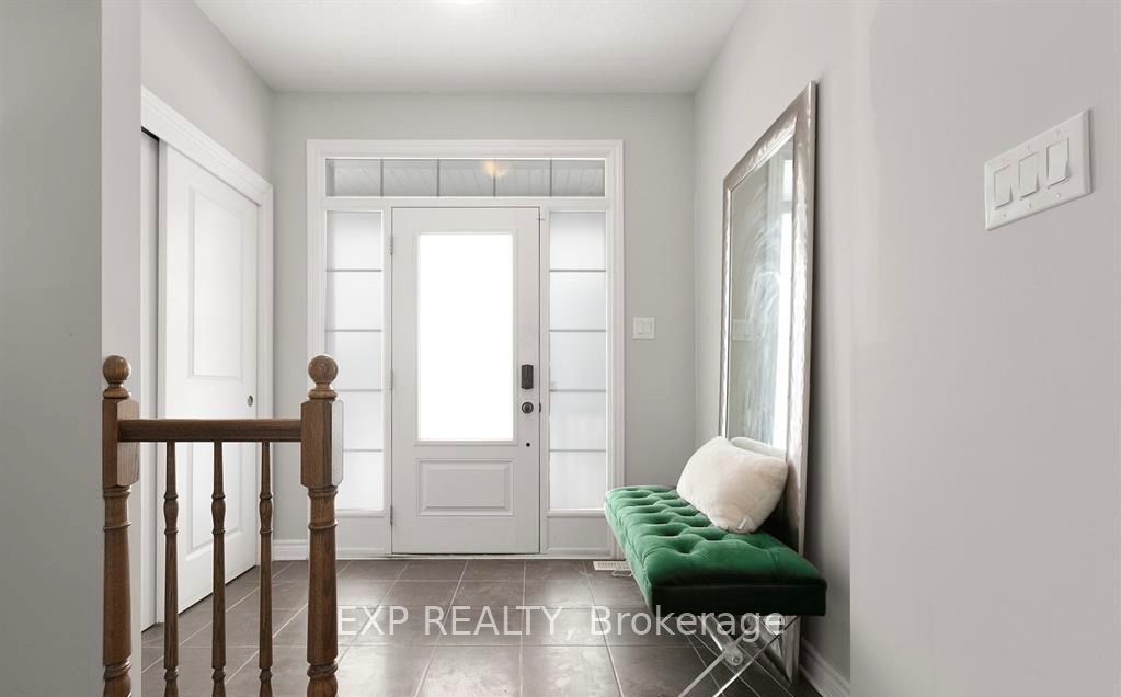 12 Knockaderry Crescent, Barrhaven, ON K2C 3H2 photo 2