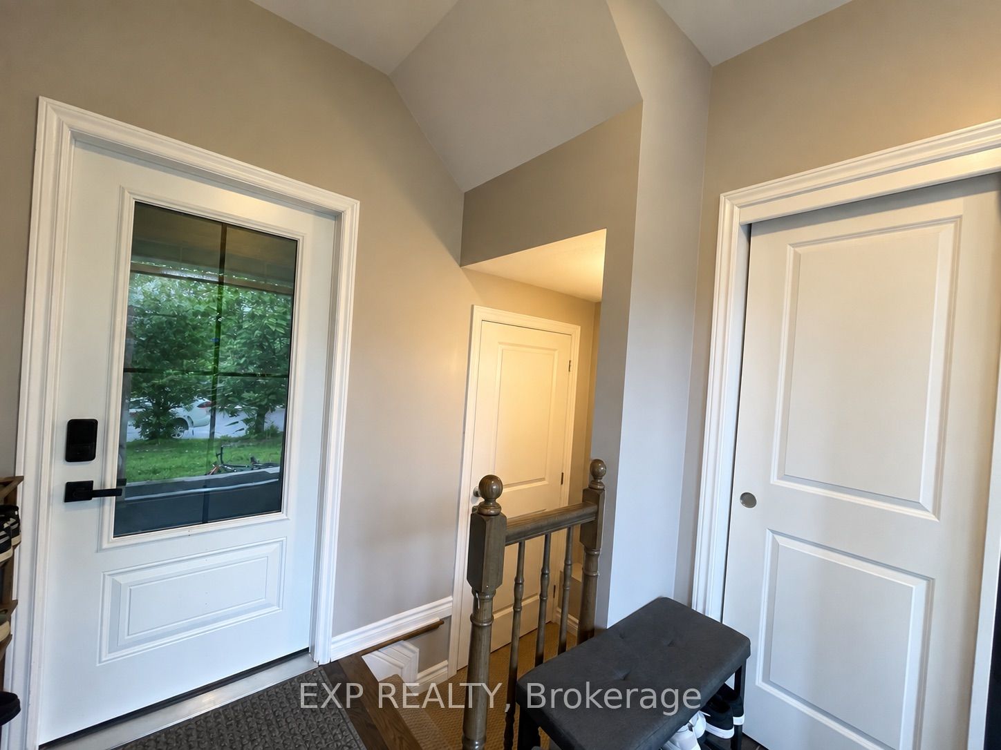 12 Knockaderry Crescent, Barrhaven, ON K2C 3H2 photo 3