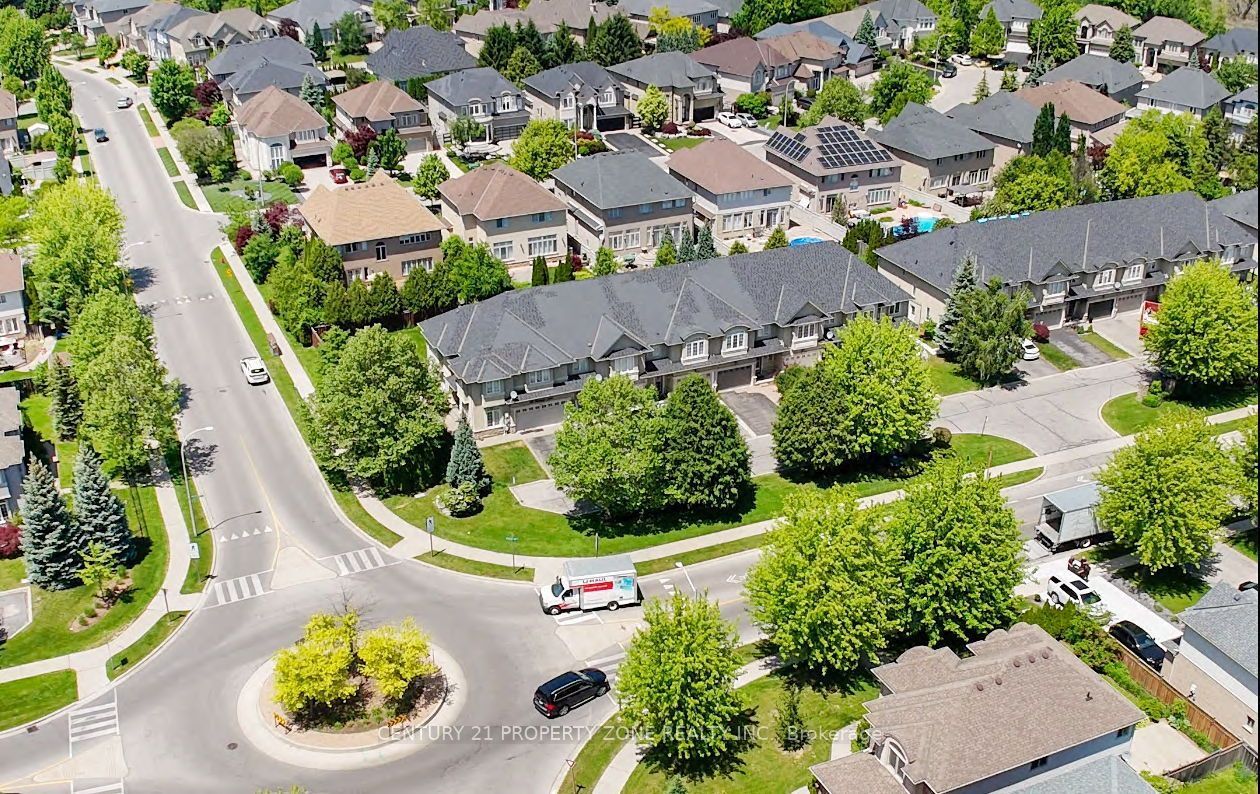550 Stonehenge Drive, Hamilton, ON L9K 0B2 photo 5