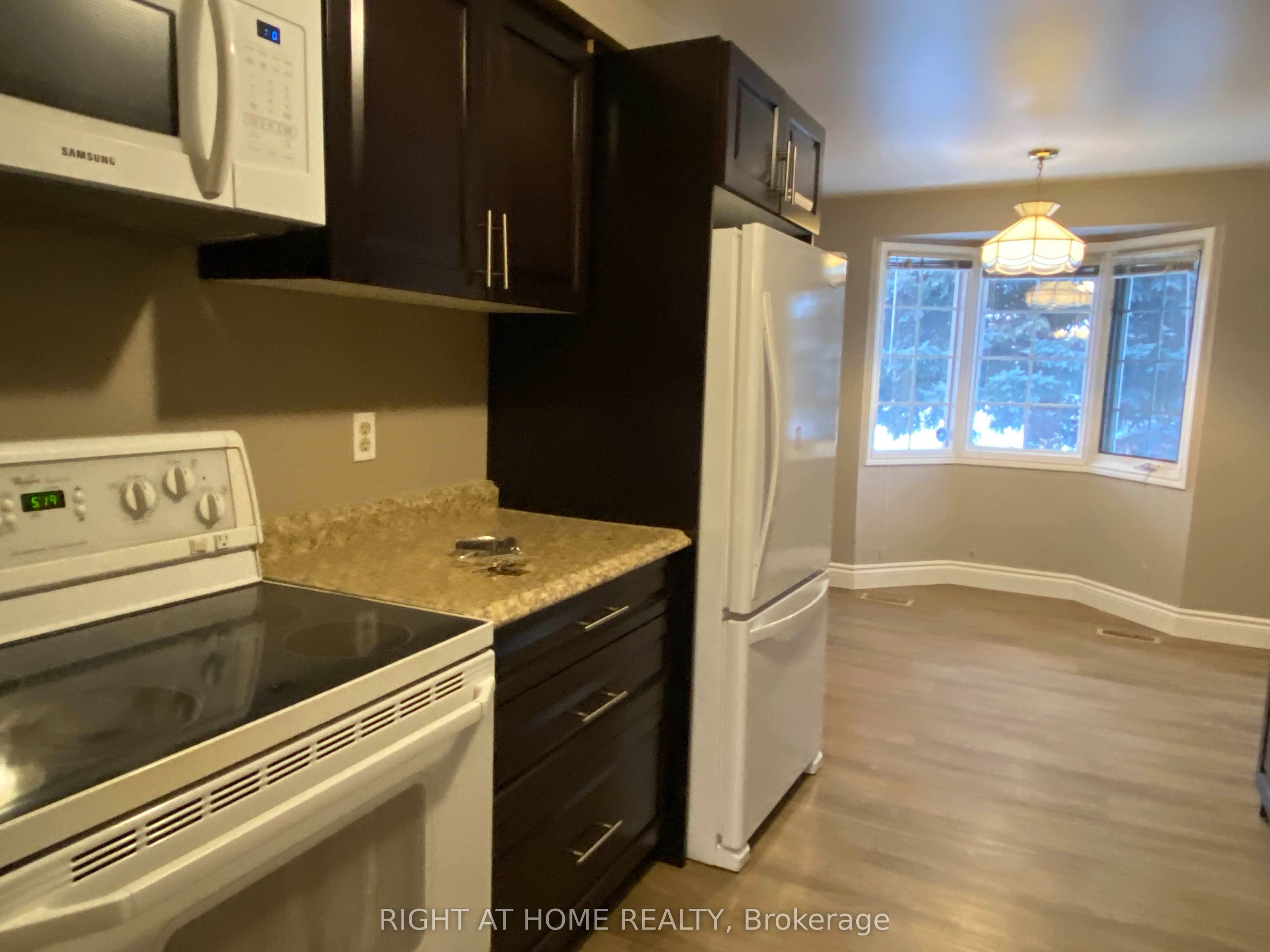 792 Homeview Road, London South, ON N6C 5S6 photo 3