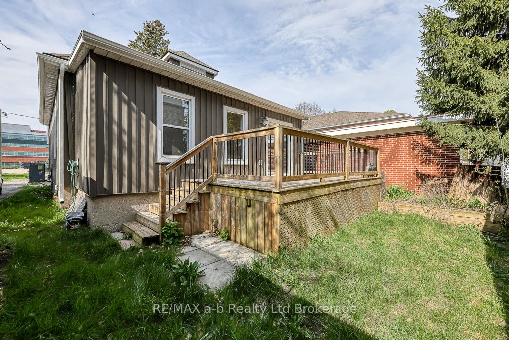 510 King Street, Woodstock, ON N4S 1M8 photo 2