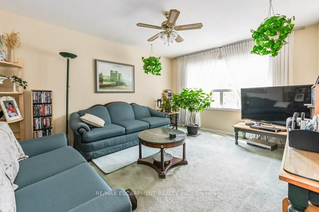 641 Limeridge Road E, Hamilton, ON L8W 1A2 photo 4