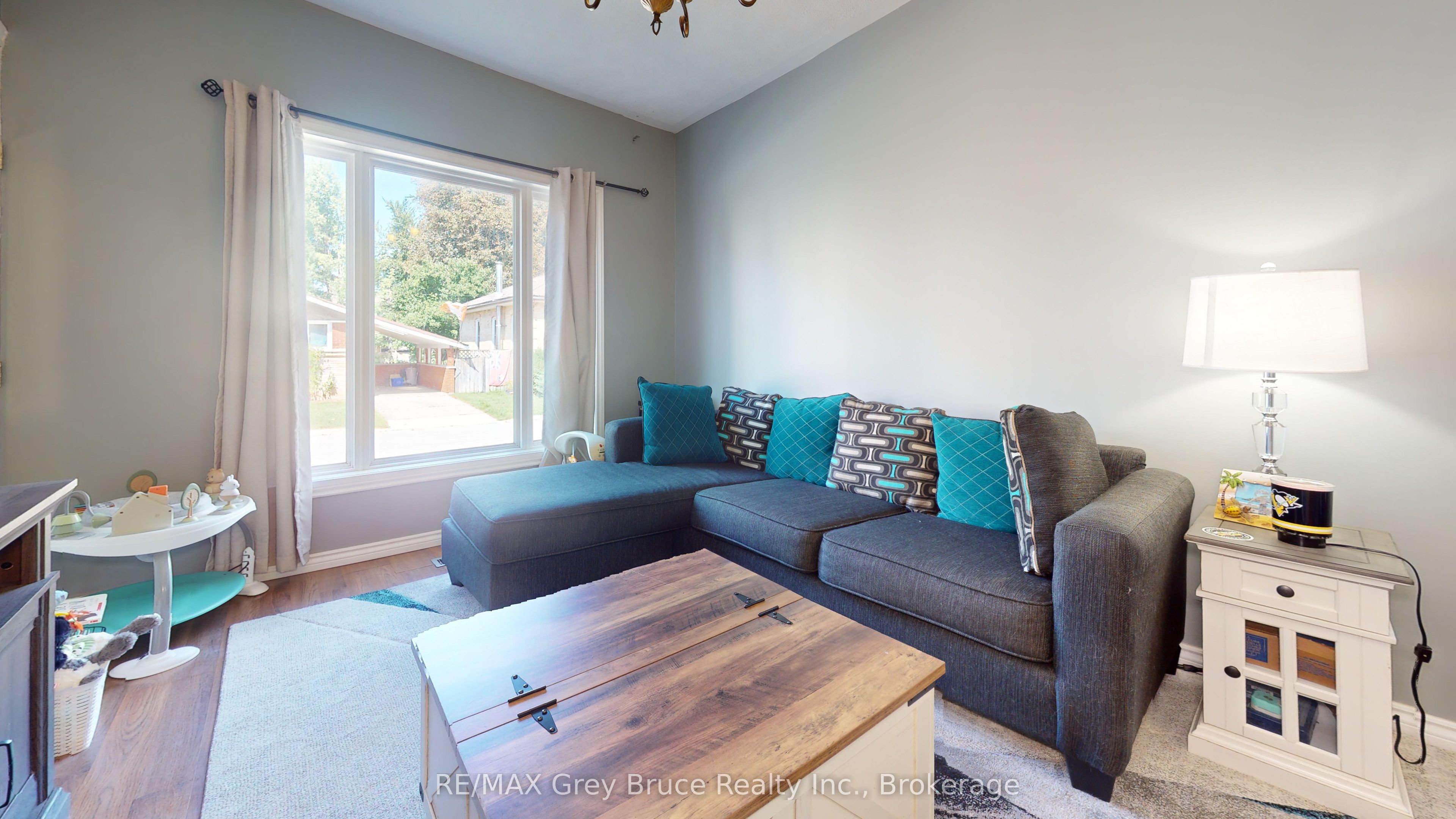 35 SE 5th Street S, Arran-Elderslie, ON N0G 1L0 photo 5