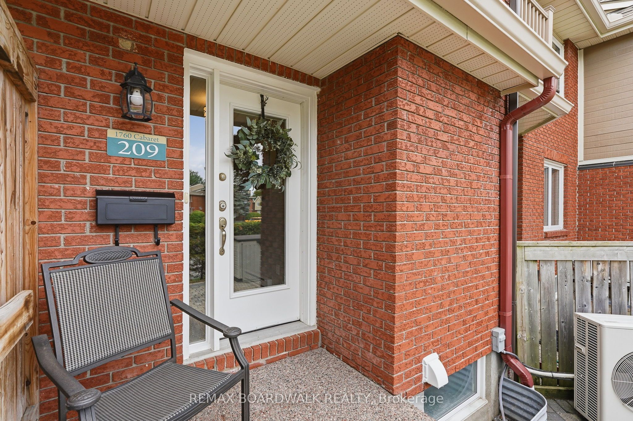 1760 Cabaret Lane 209, Orleans - Cumberland and Area, ON K4A 2H1 photo 2