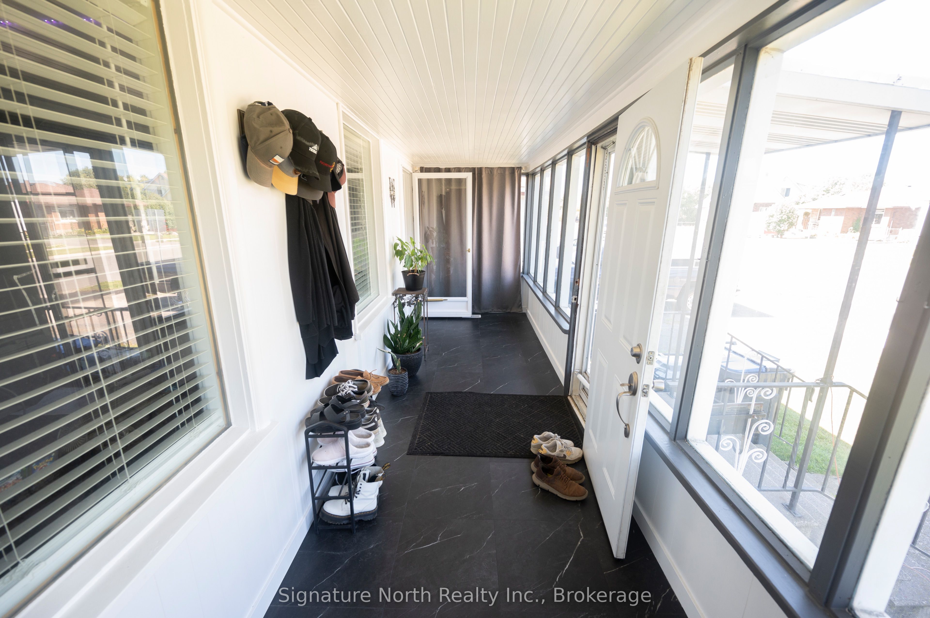 184 Mary Street E, Thunder Bay, ON P7E 4J5 photo 3