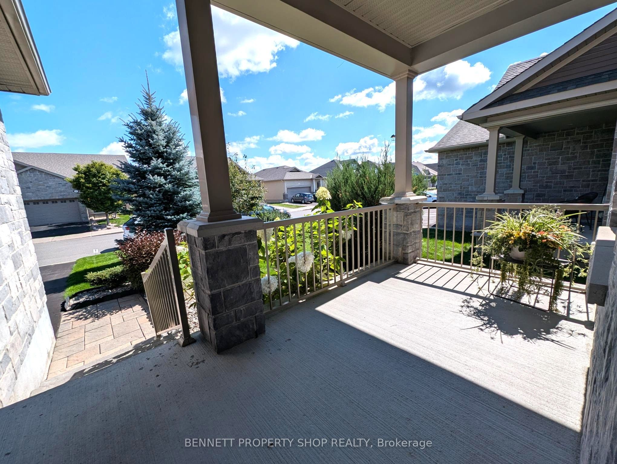 259 Shinny Avenue, Kanata, ON K2V 0B9 photo 4