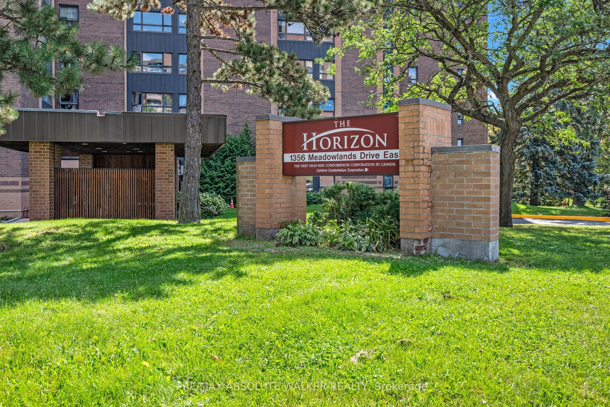 1356 Meadowlands Drive E 309, Cityview - Parkwoods Hills - Rideau Shore, ON K2E 6K6 photo 2