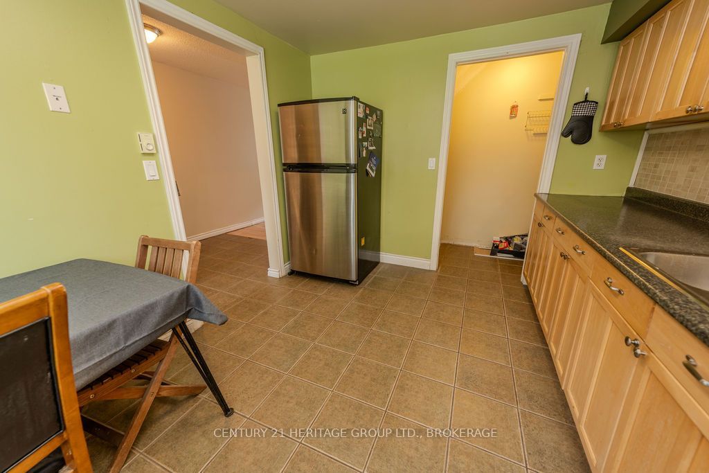 258 Queen Mary Road 36, Kingston, ON K7M 2B2 photo 5