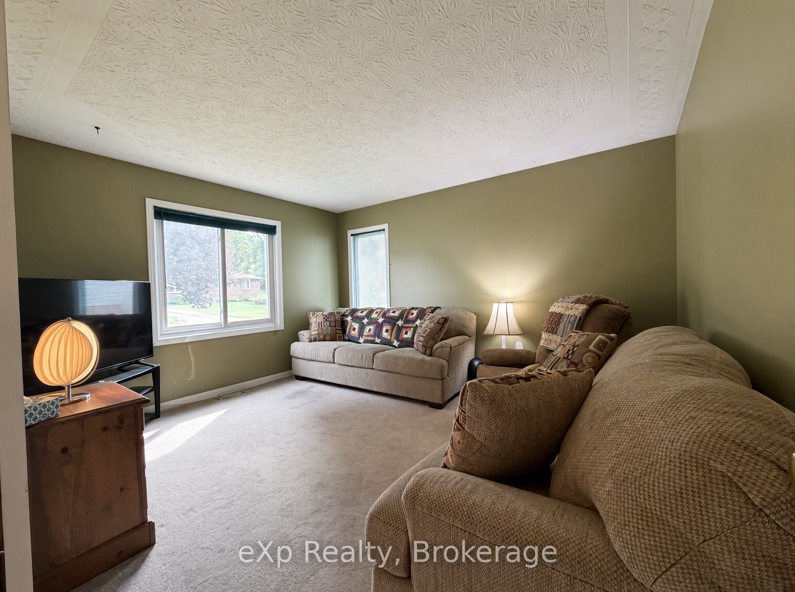 23 Willow Street, Brockton, ON N0G 2V0 photo 4