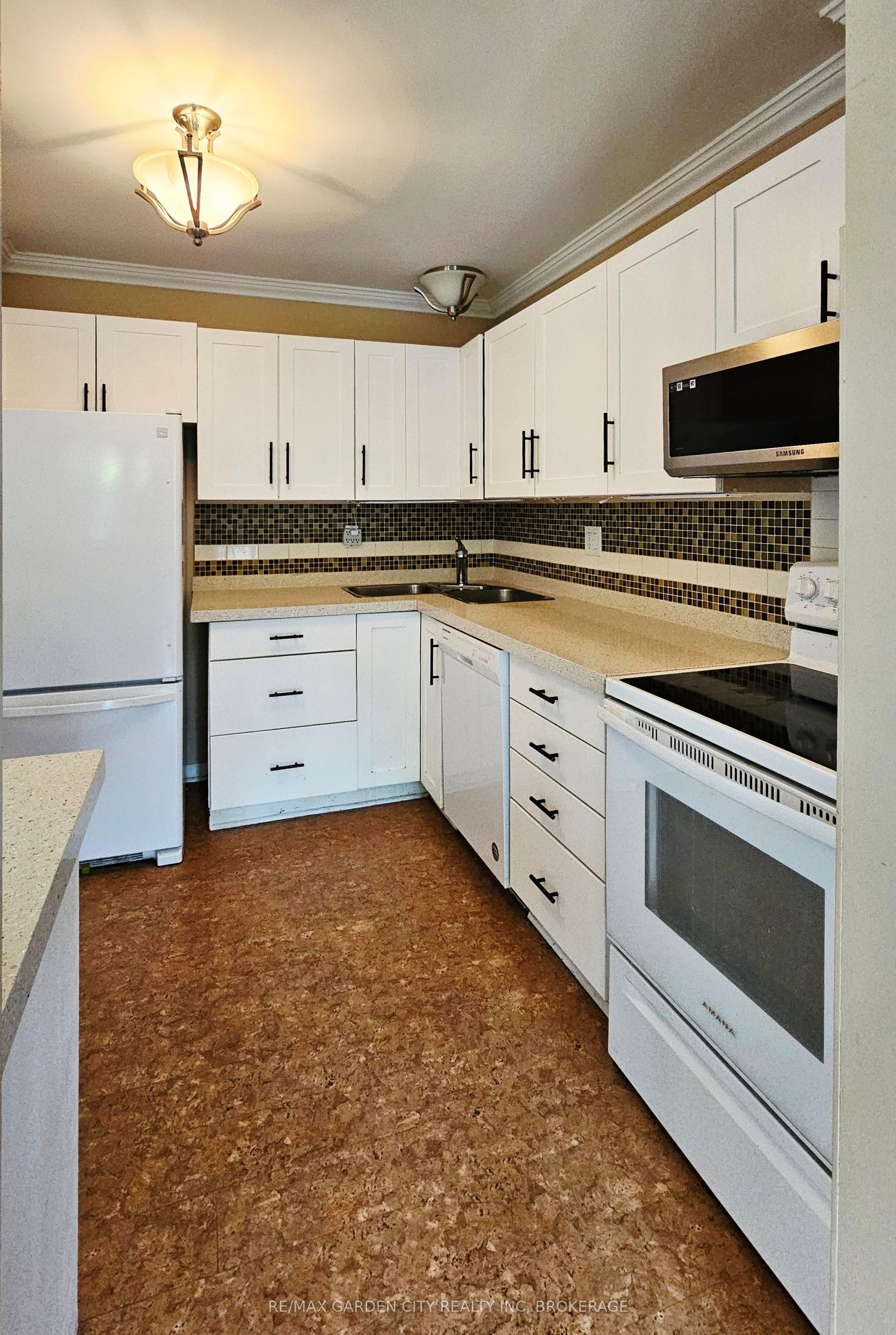 122 BUNTING Road 45, St. Catharines, ON L2P 3X7 photo 5