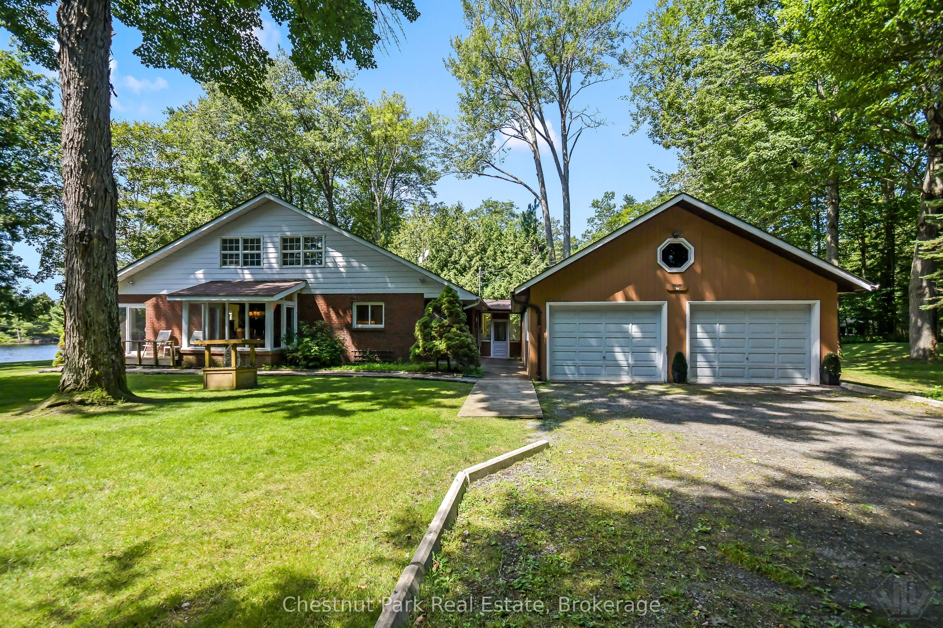 1019 Maplewood Road W, Bracebridge, ON P1L 1W8 photo 2