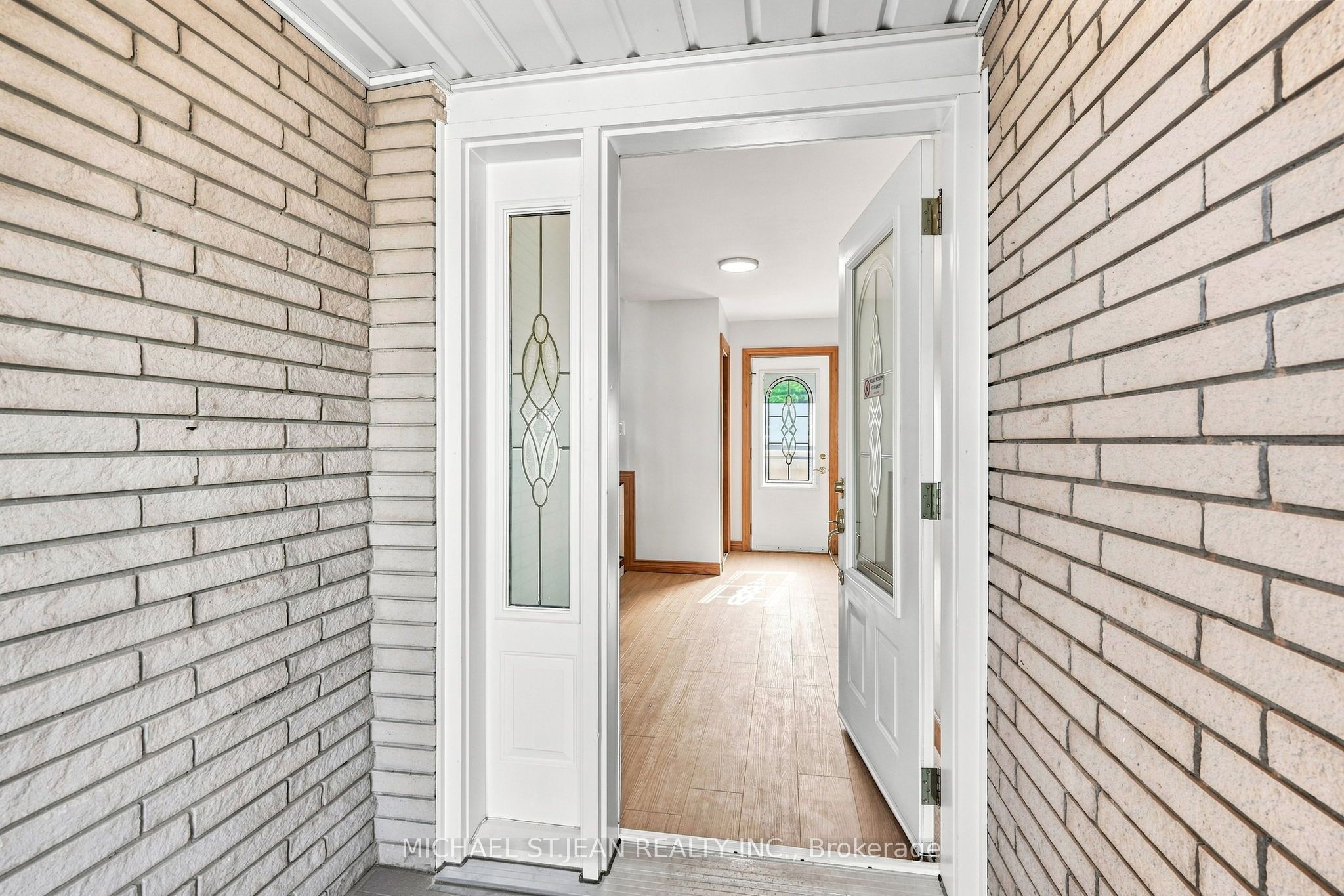14 Green Forest Drive, Hamilton, ON L8G 3A7 photo 3