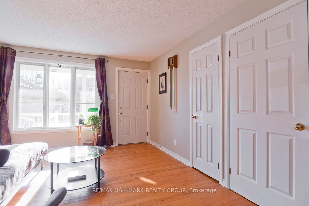 141 Corkstown Road, Crystal Bay - Rocky Point - Bayshore, ON K2H 1B8 photo 5