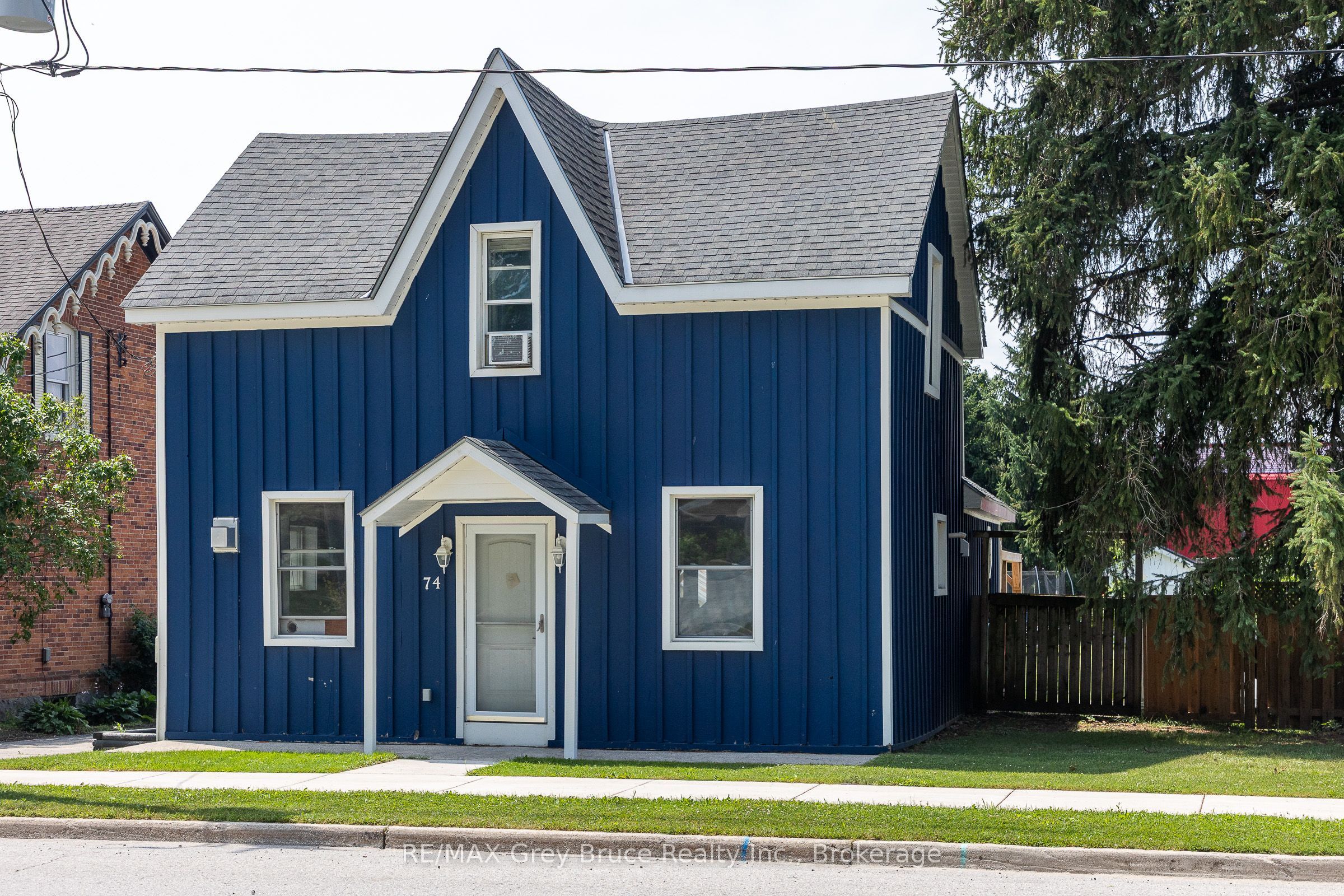 74 Yonge Street S, Arran-Elderslie, ON N0H 2N0 photo 3