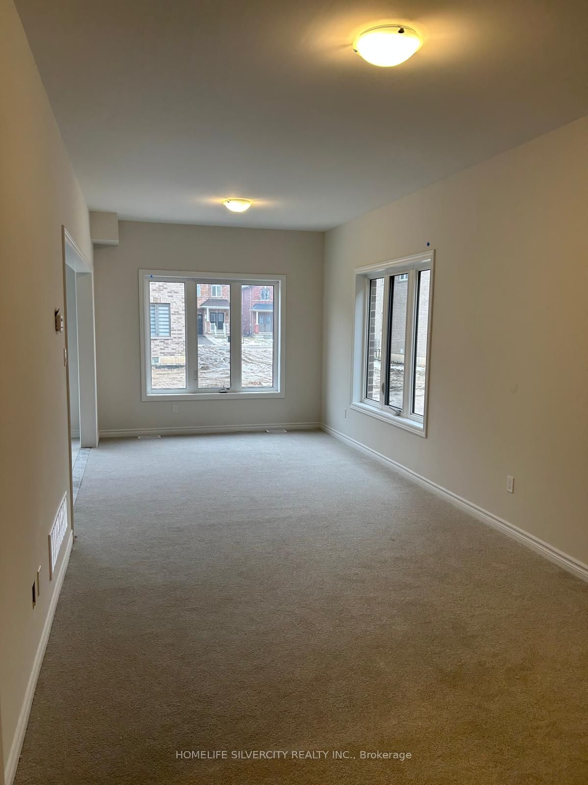 76 Baker Street, Thorold, ON L2V 0N1 photo 4