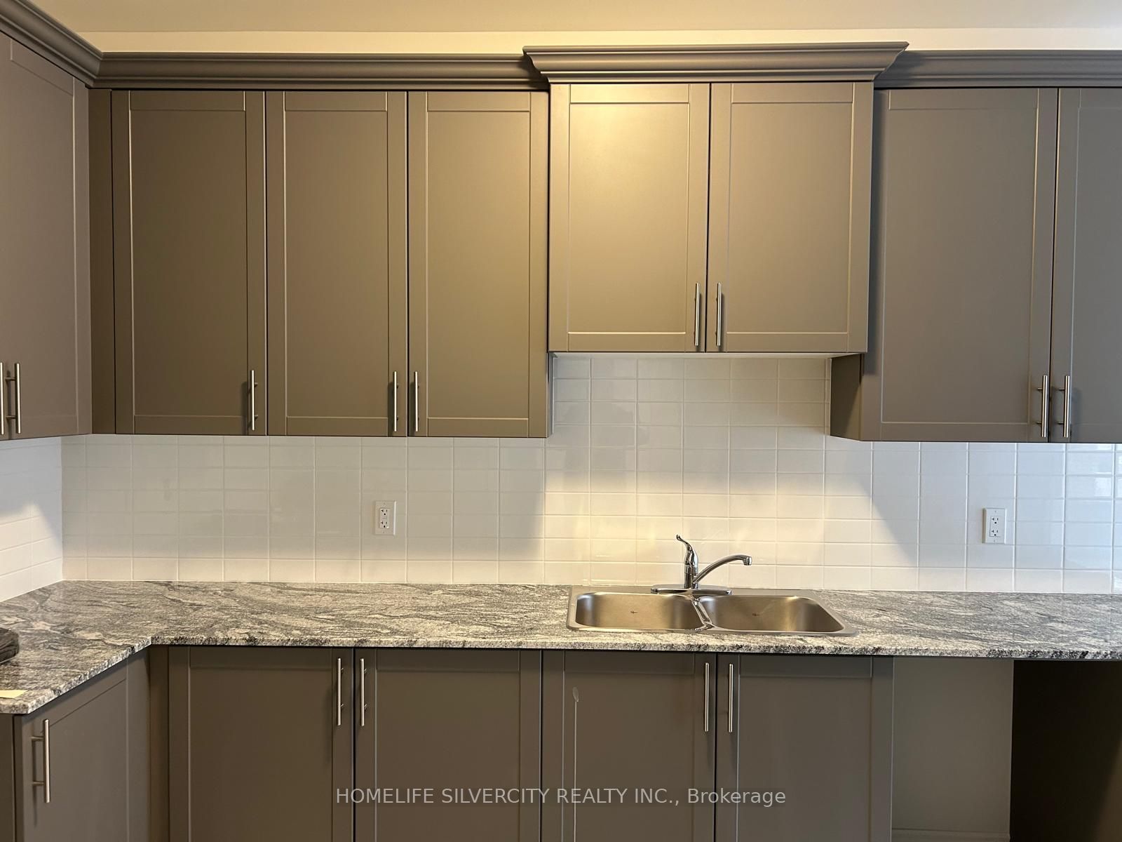 76 Baker Street, Thorold, ON L2V 0N1 photo 5