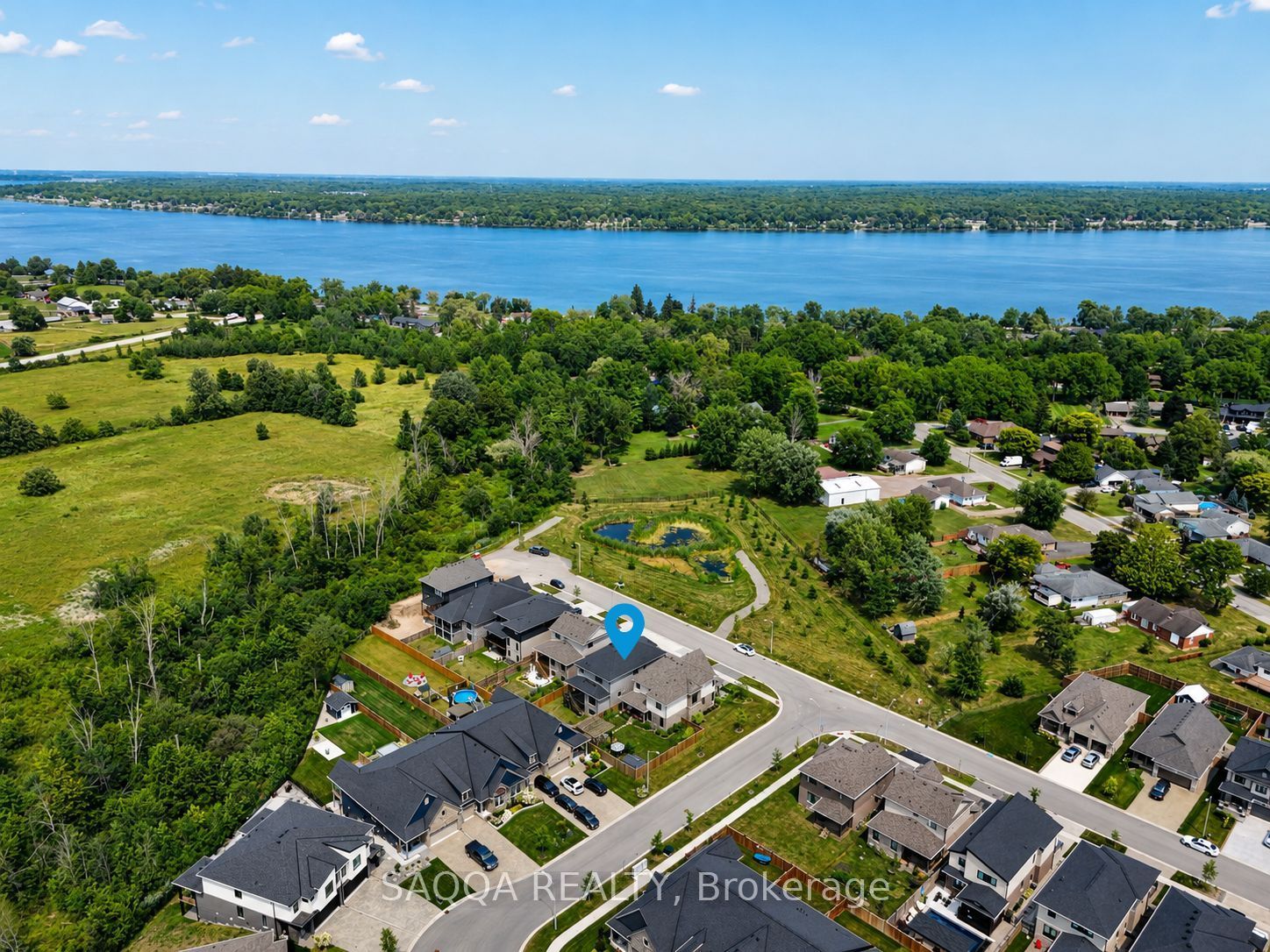 3827 Simpson Lane, Fort Erie, ON L0S 1S0 photo 3