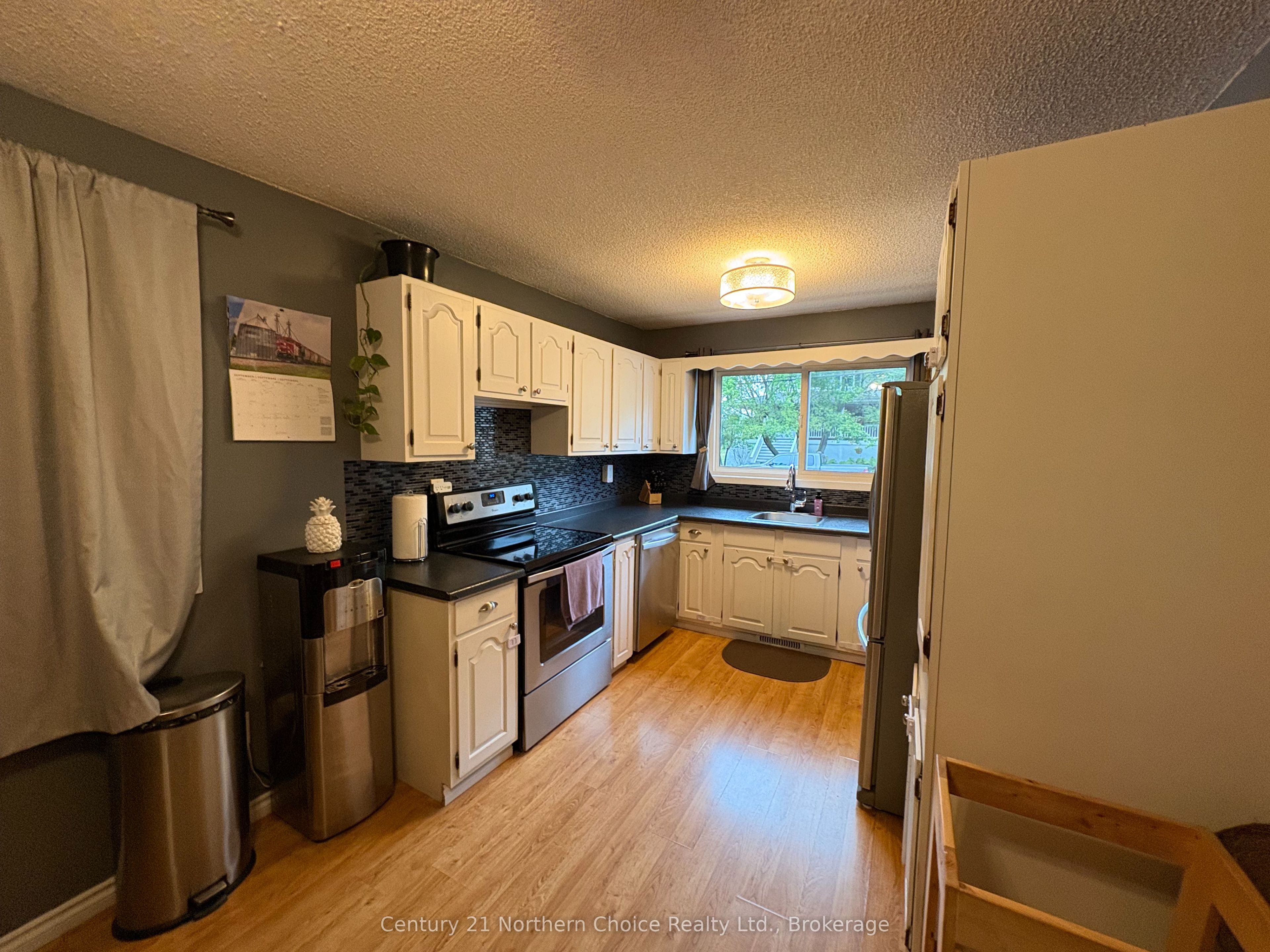 311 Ottawa Street S, Kenora, ON P0X 1C0 photo 4
