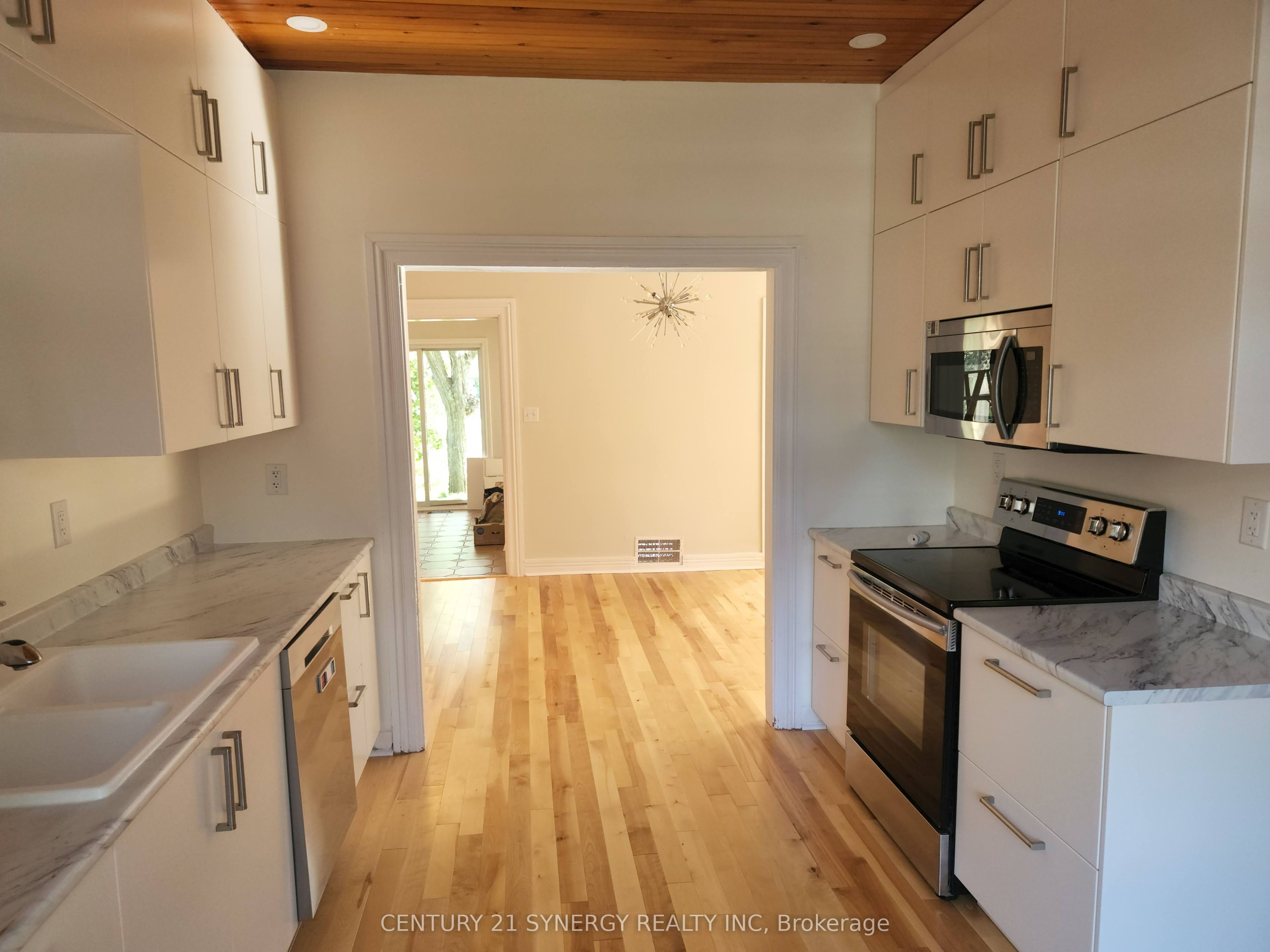 18 Wilton Crescent, Glebe - Ottawa East and Area, ON K1S 2T5 photo 3