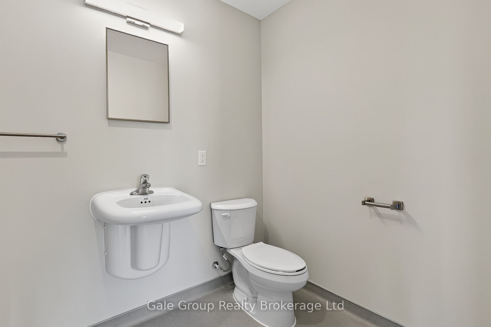 785 Southwood Way 301, Woodstock, ON N4V 1G5 photo 5