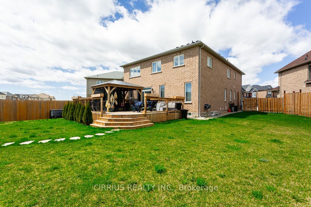 7776 Tupelo Crescent, Niagara Falls, ON L2H 3R8 photo 5