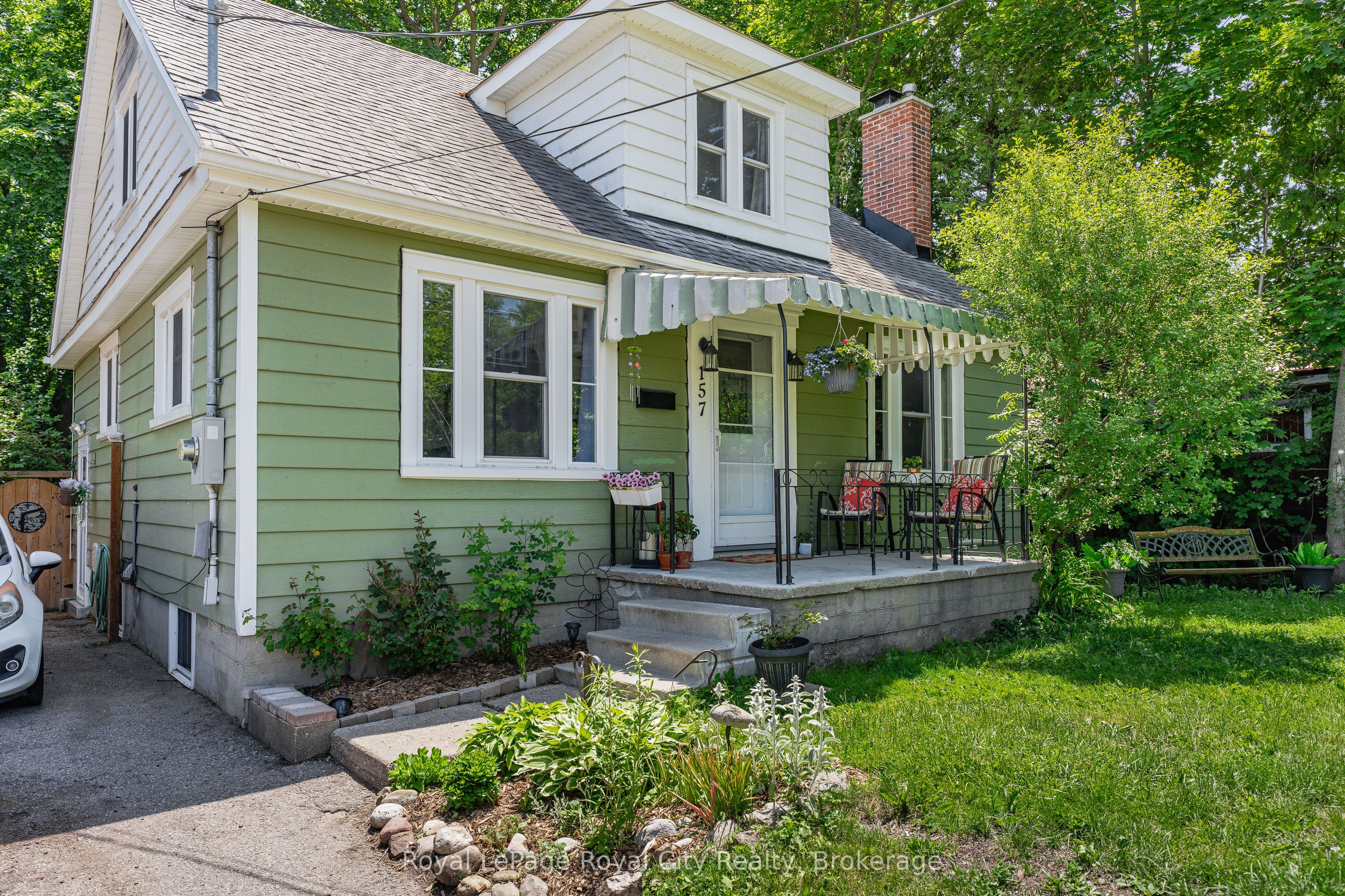 157 Grange Street, Guelph, ON N1E 2V7 photo 3