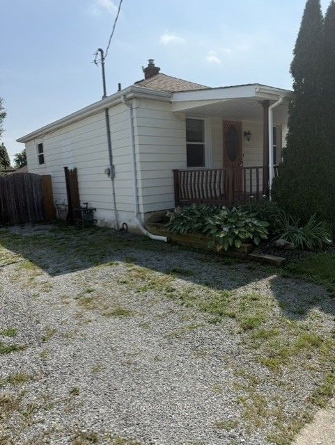 13 Princess Street, St. Catharines, ON L2P 2P8 photo 3