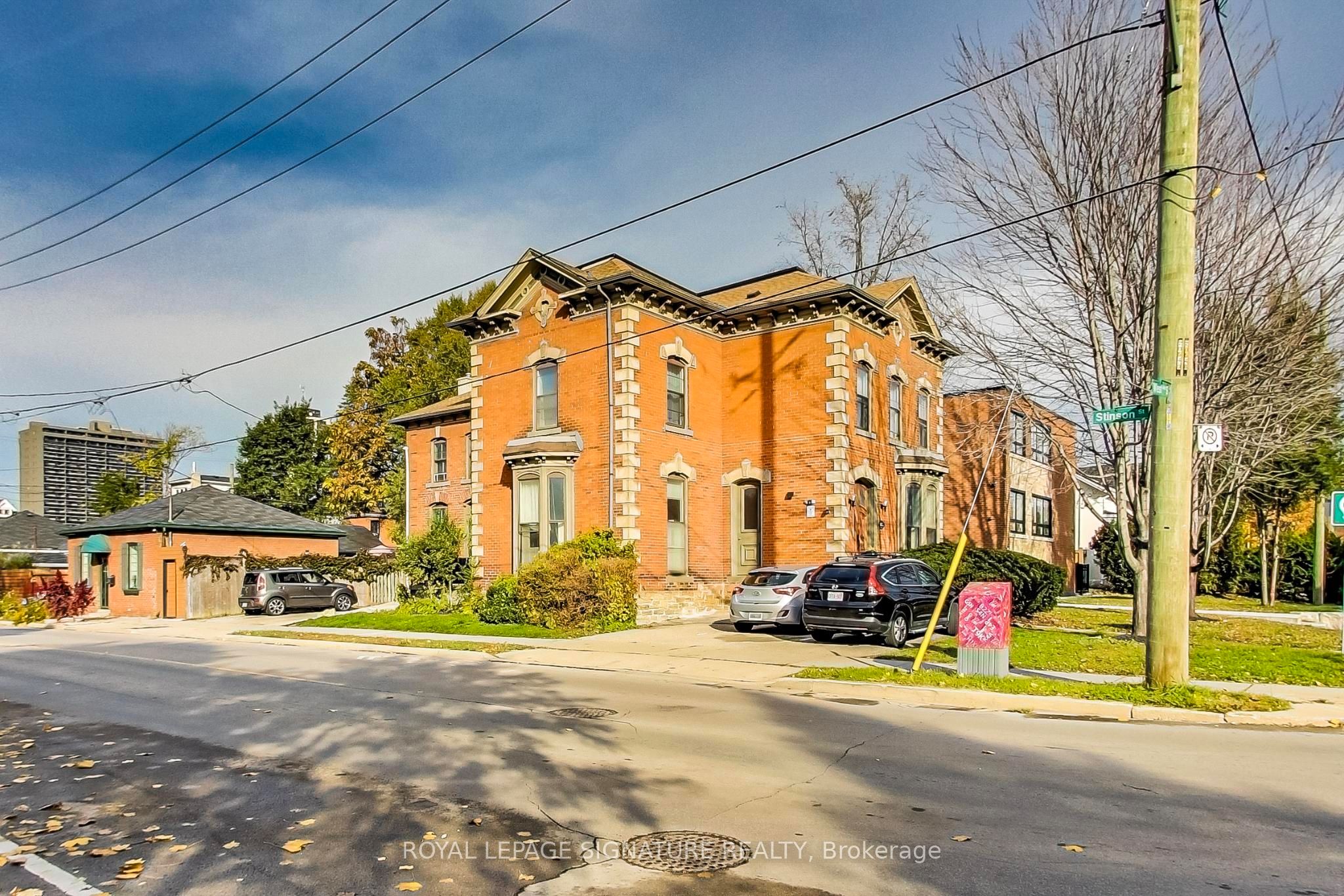 102 West Avenue S 2, Hamilton, ON L8N 2S3 photo 2
