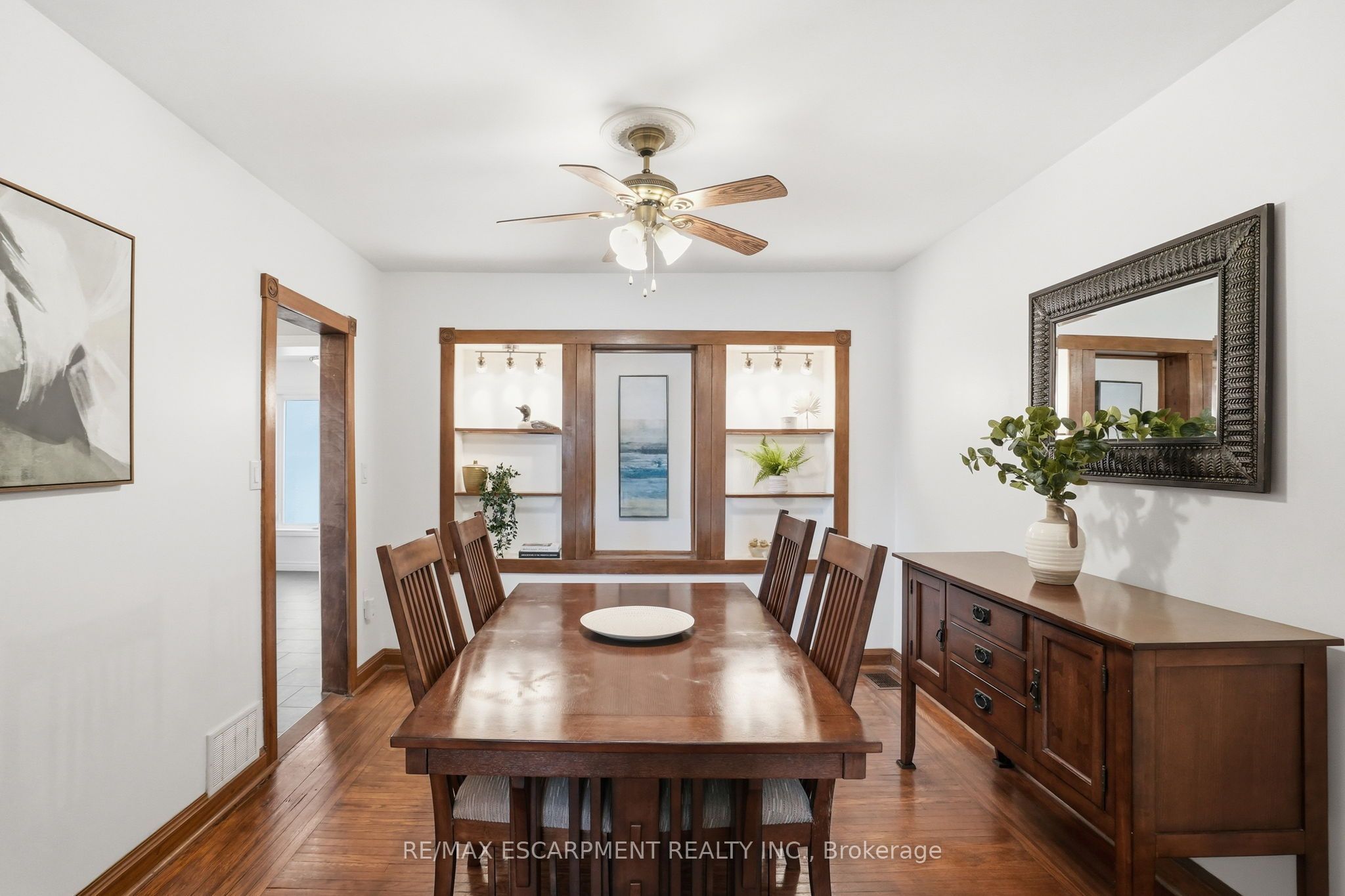 230 Beach Boulevard, Hamilton, ON L8H 6W1 photo 4