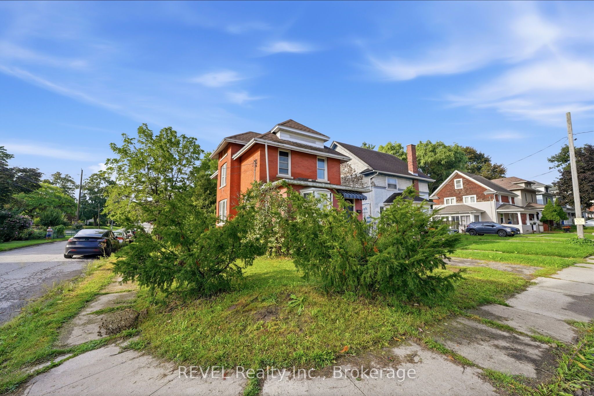 4960 Willmott Street, Niagara Falls, ON L2E 1Z8 photo 3