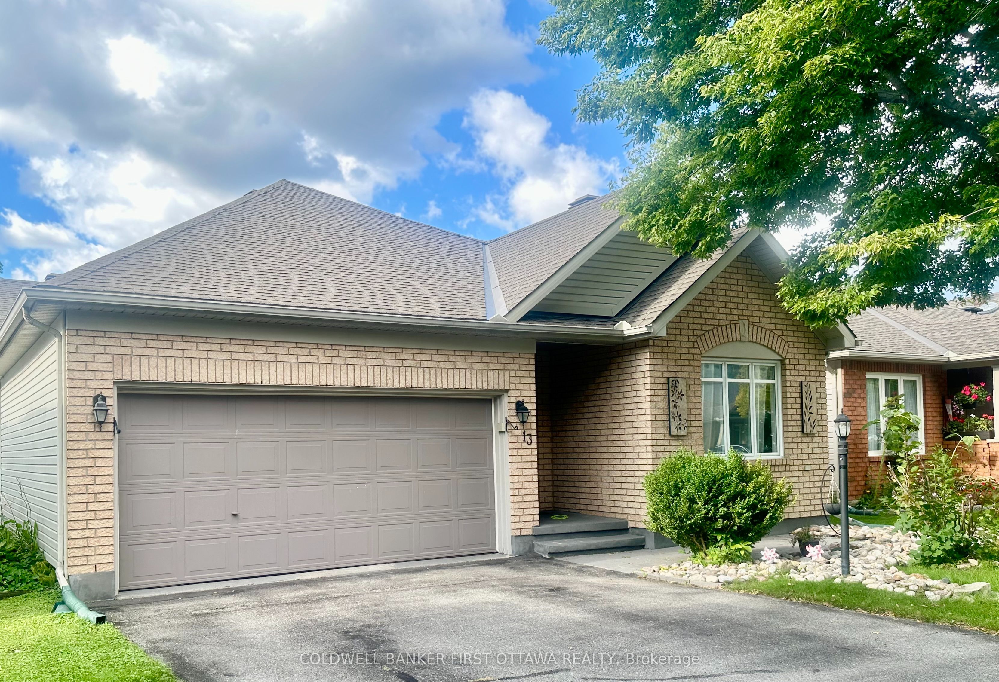 13 Fieldcrest Avenue, Barrhaven, ON K2J 4W7