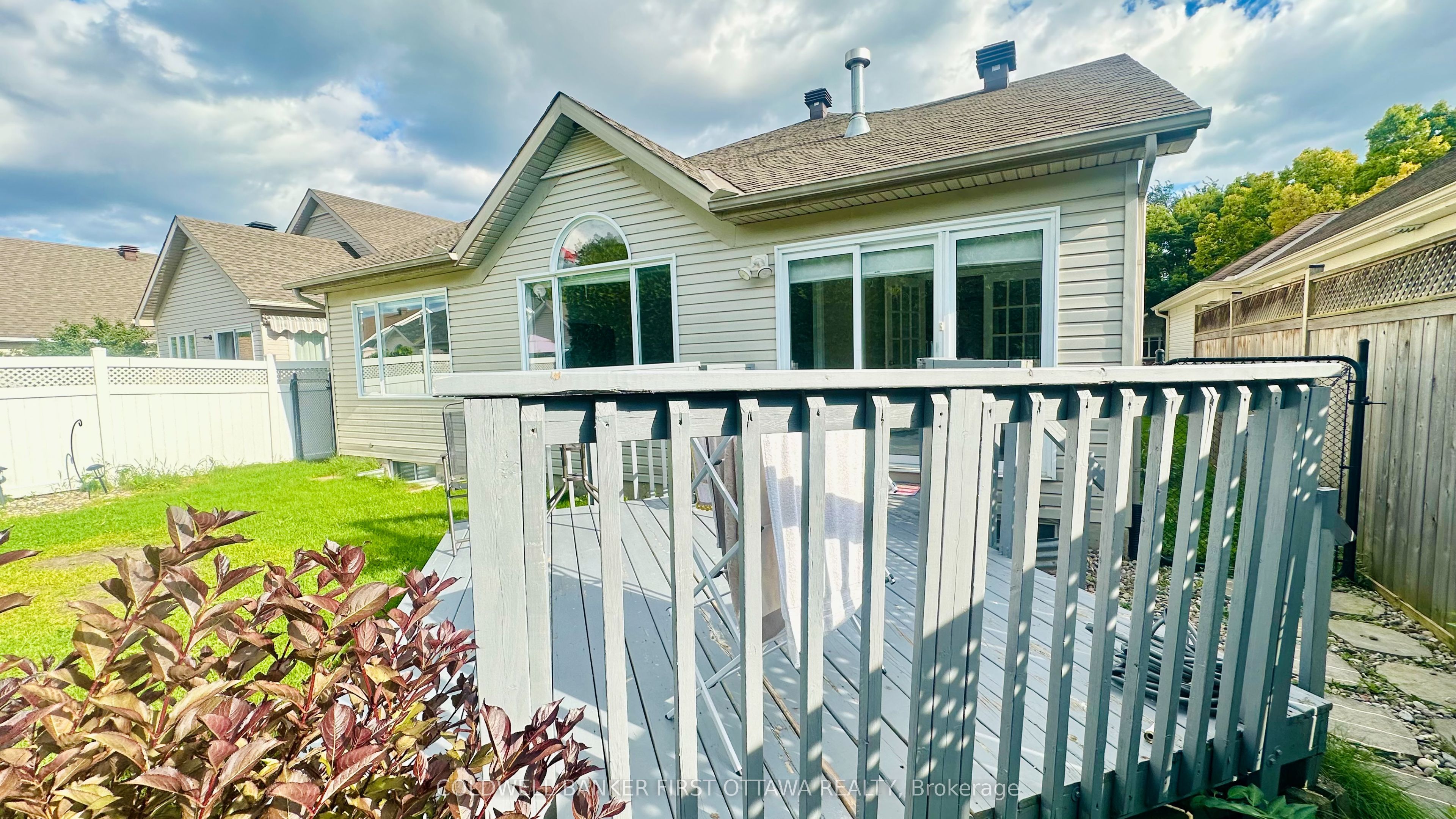 13 Fieldcrest Avenue, Barrhaven, ON K2J 4W7 photo 3