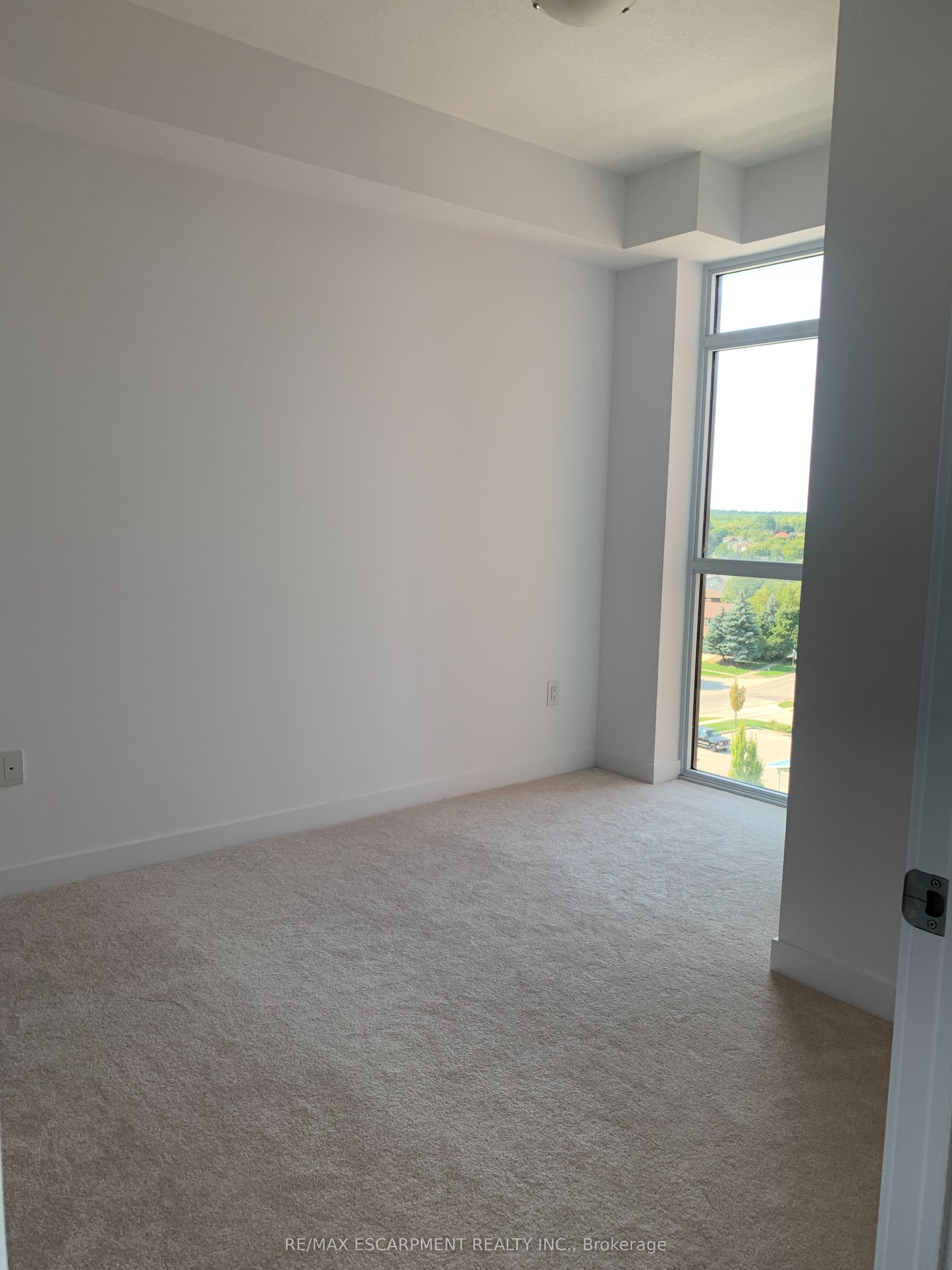 450 Dundas Street E 703, Hamilton, ON L0R 2H4 photo 5
