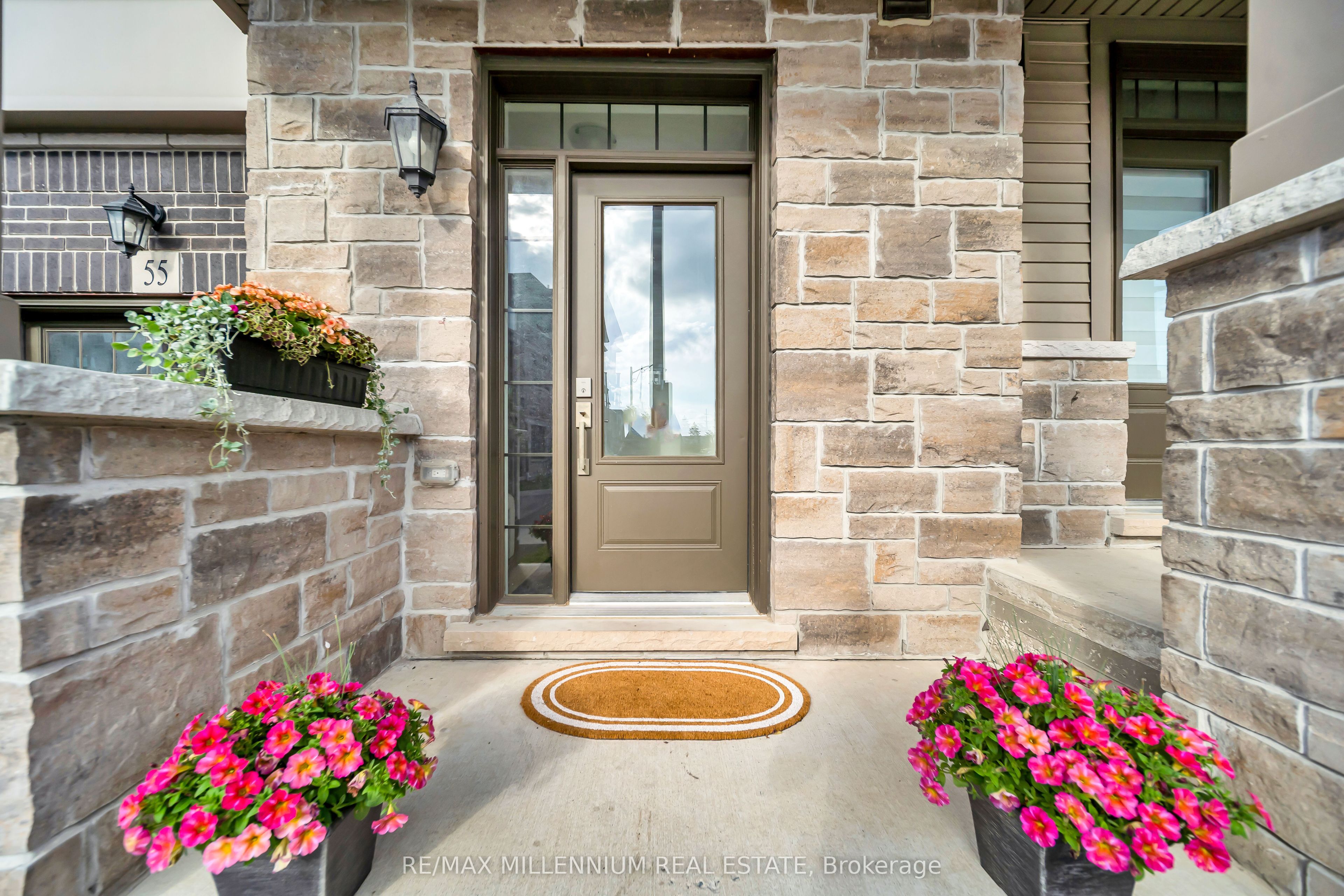 100 Hollywood Court 55, Cambridge, ON N1R 0C5 photo 4