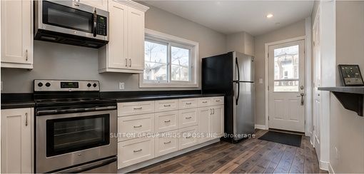 93 Limeridge Road E B, Hamilton, ON L4L 3Z5 photo 3