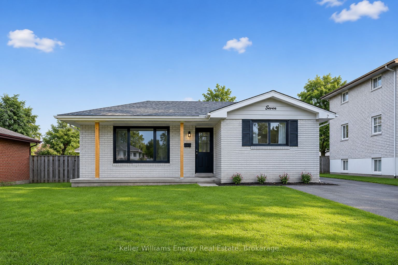 7 Glenarden Crescent, Belleville, ON K8P 2B9 photo 3