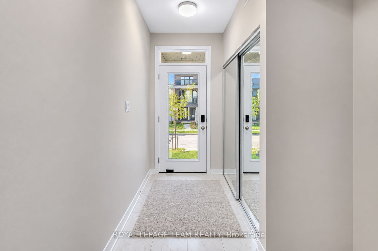 325 Olivenite Private, Barrhaven, ON K2J 7J4 photo 4