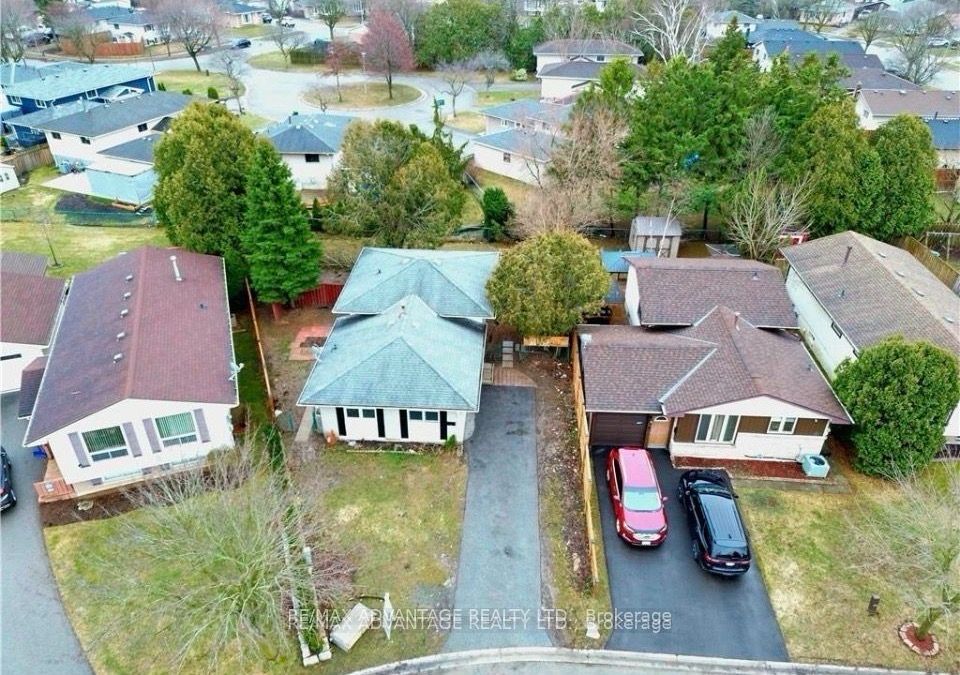 9 Camelot Crescent, London East, ON N5V 3L4 photo 2