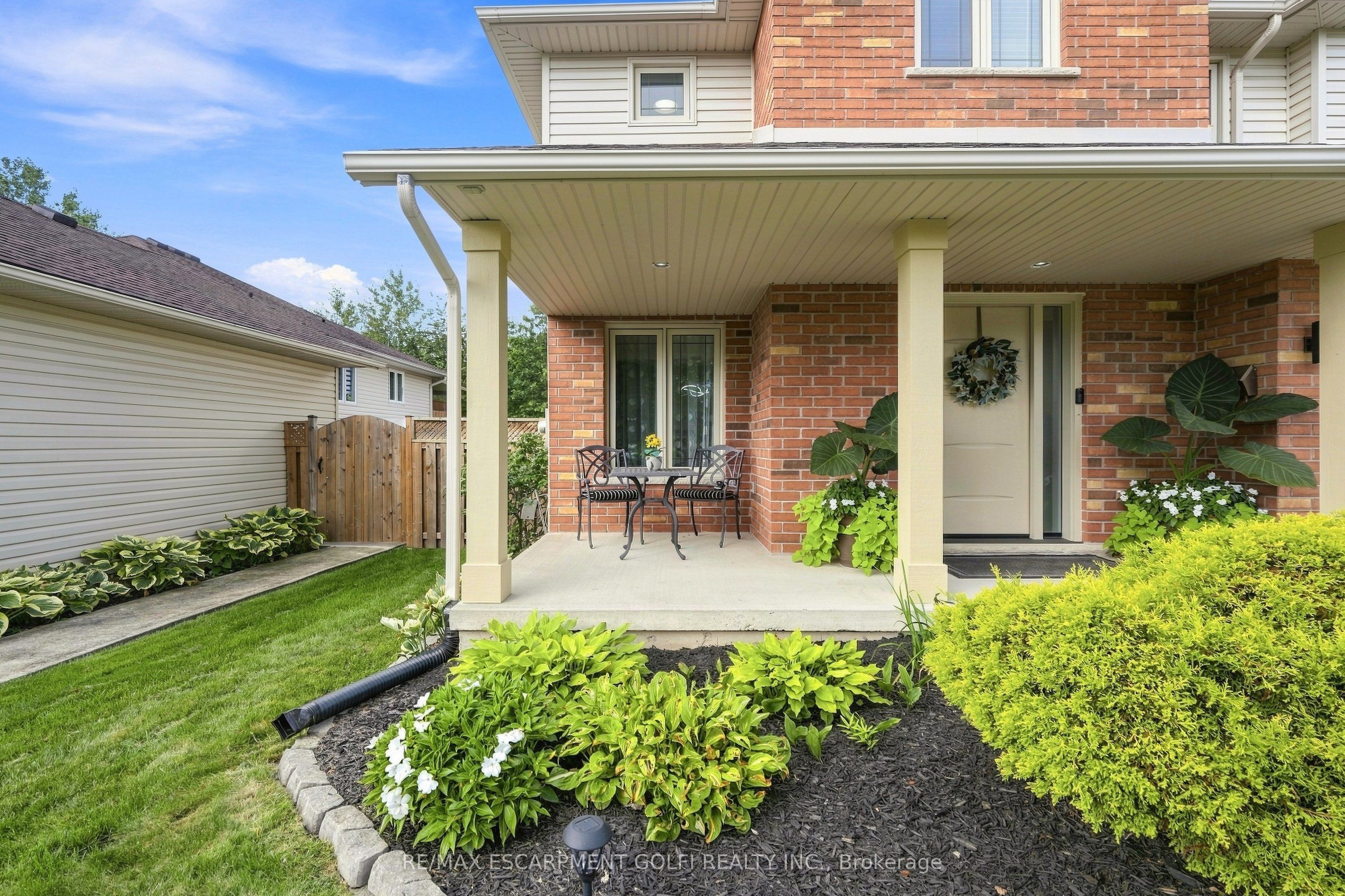 325 Foxtail Avenue, Welland, ON L3C 7J8 photo 3