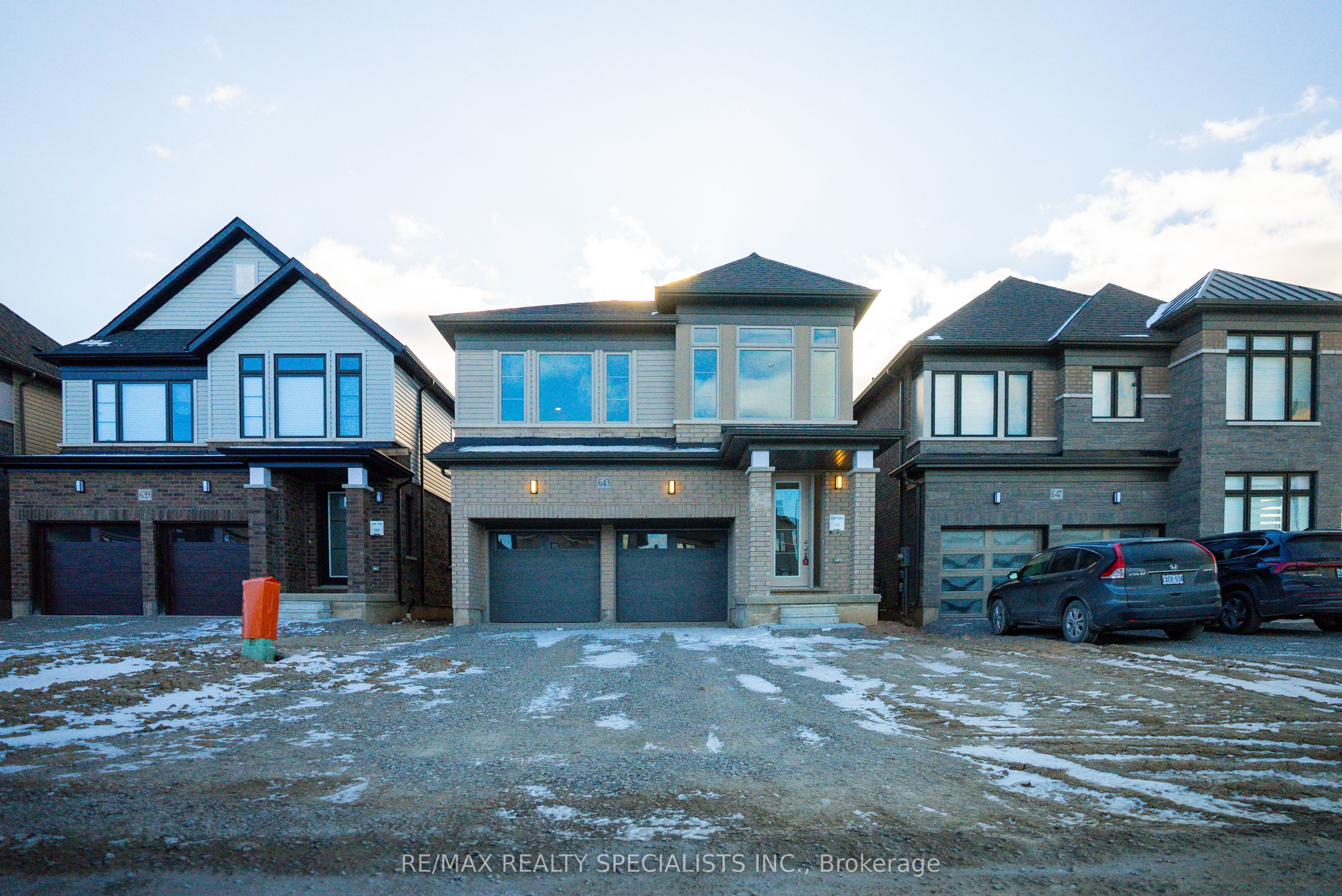 643 Windwood Drive, Hamilton, ON L0R 1C0