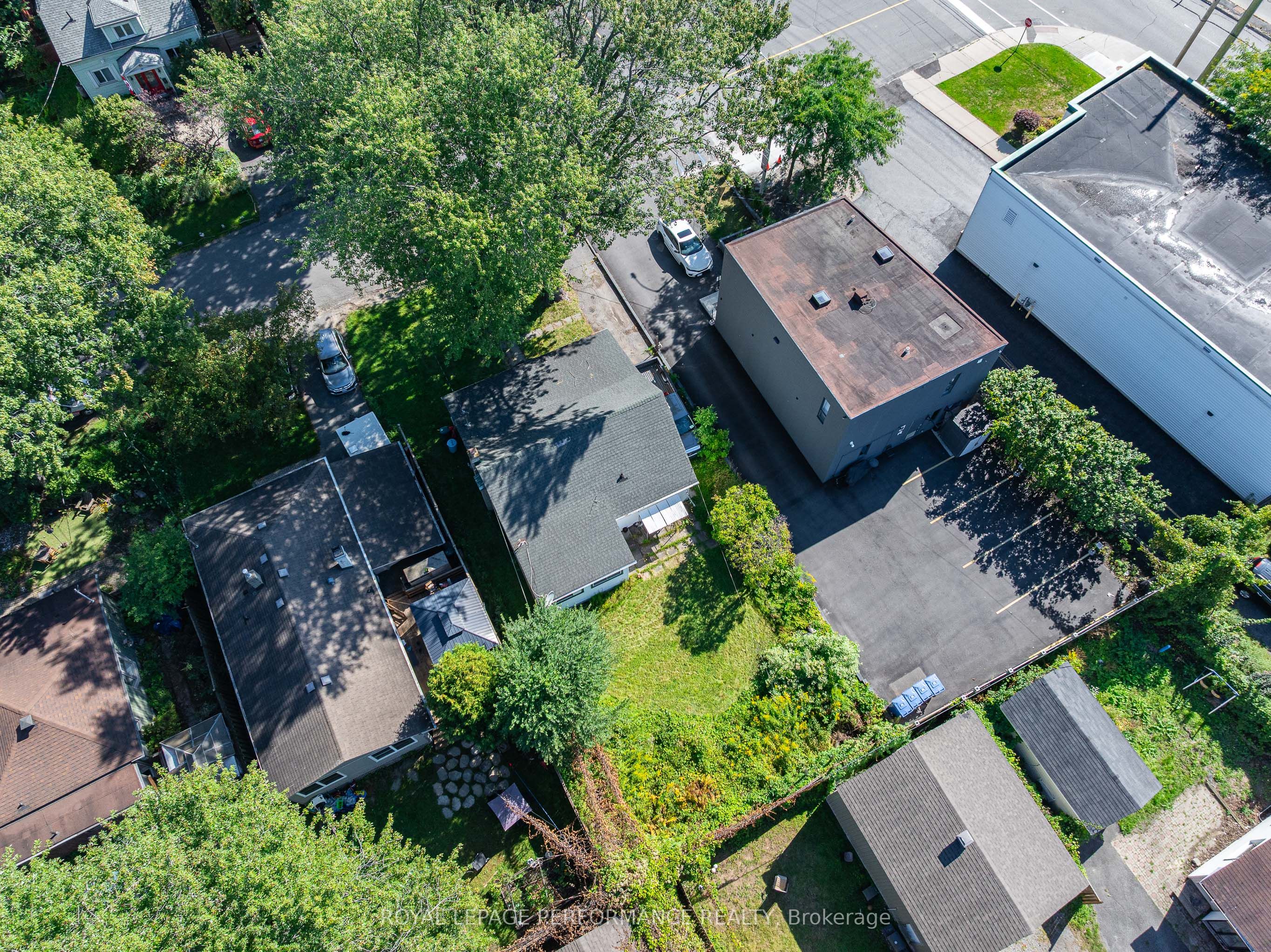 98 Boyce Avenue, Britannia - Lincoln Heights and Area, ON K2B 6J2 photo 5
