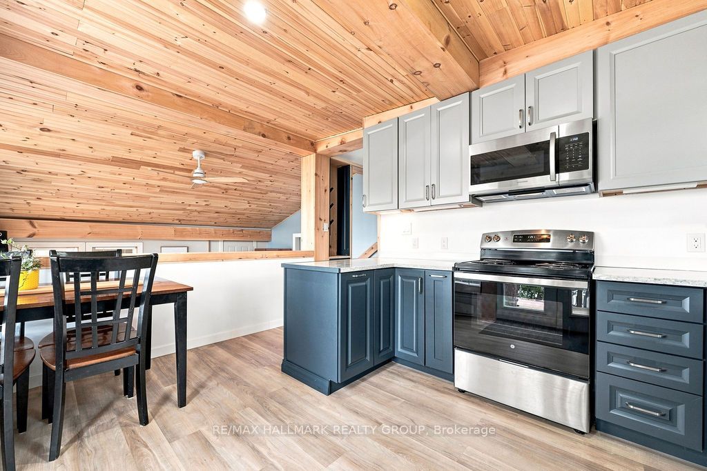 555 Island View Drive, North Algona Wilberforce, ON K0J 1X0 photo 3