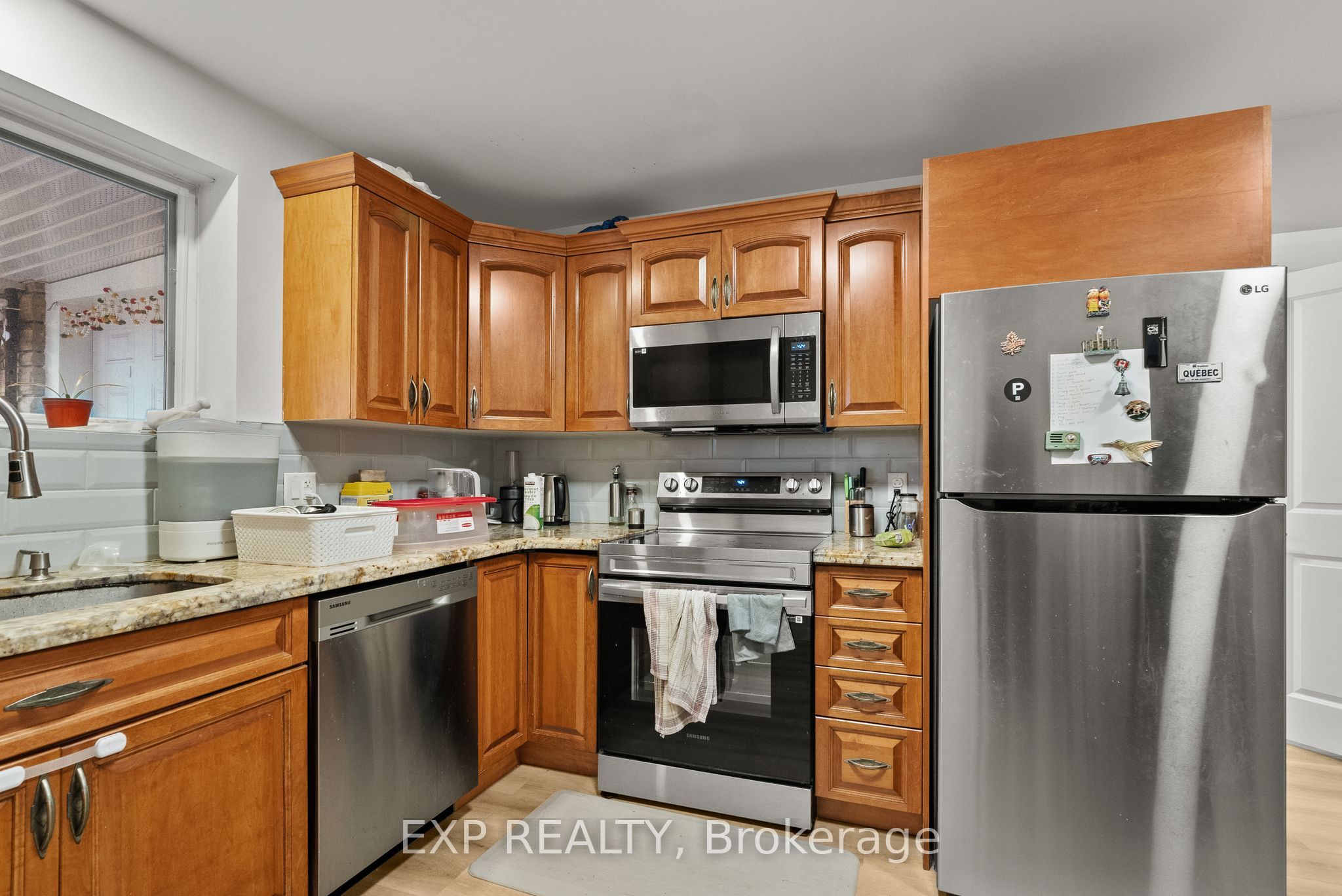 692 Claude Street, Overbrook - Castleheights and Area, ON K1K 2S2 photo 4