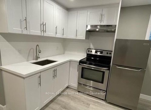 369 Sienna Crescent LOWER, Kitchener, ON N2R 1T8 photo 3