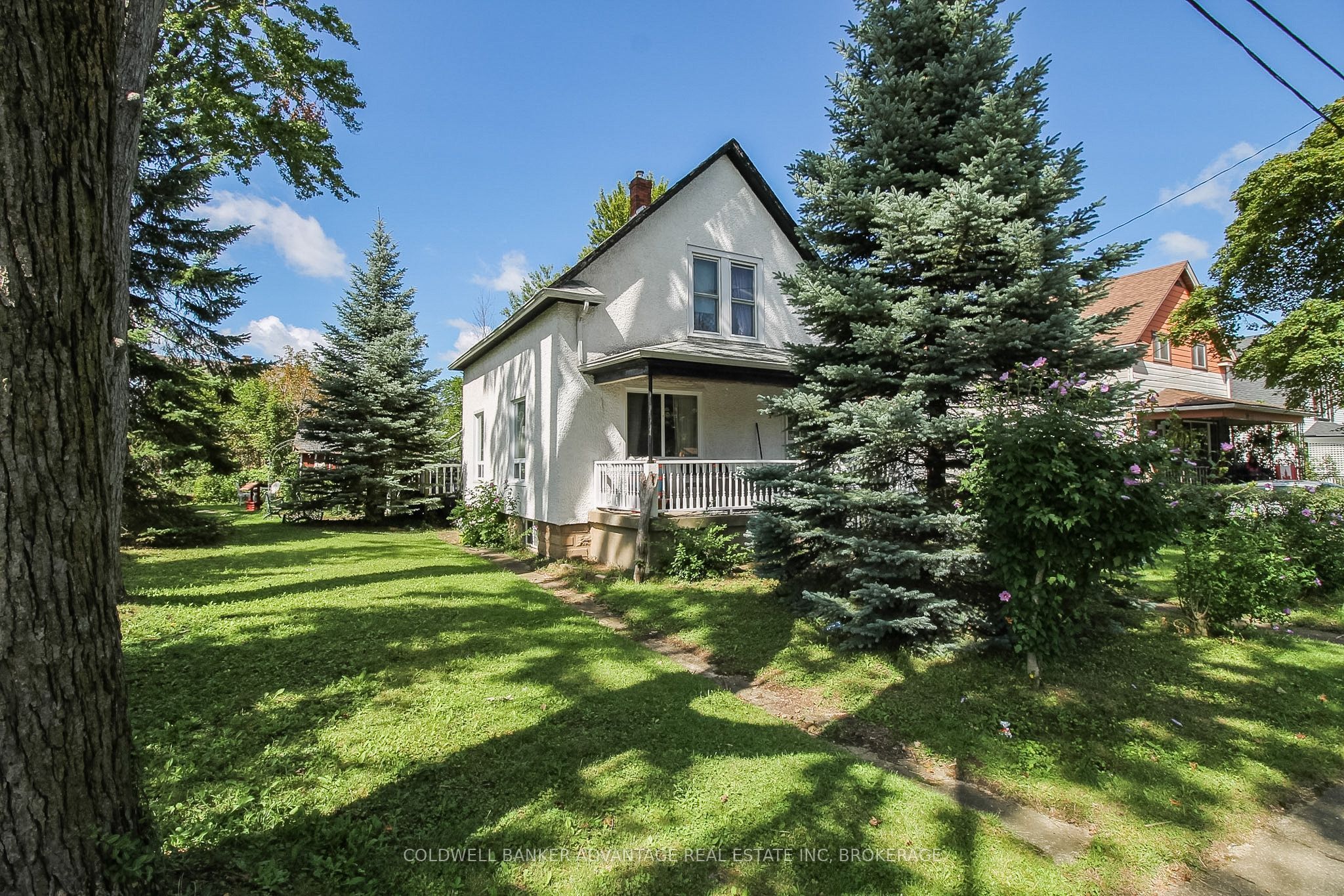 67 Ross Street, Welland, ON L3B 2M7 photo 2